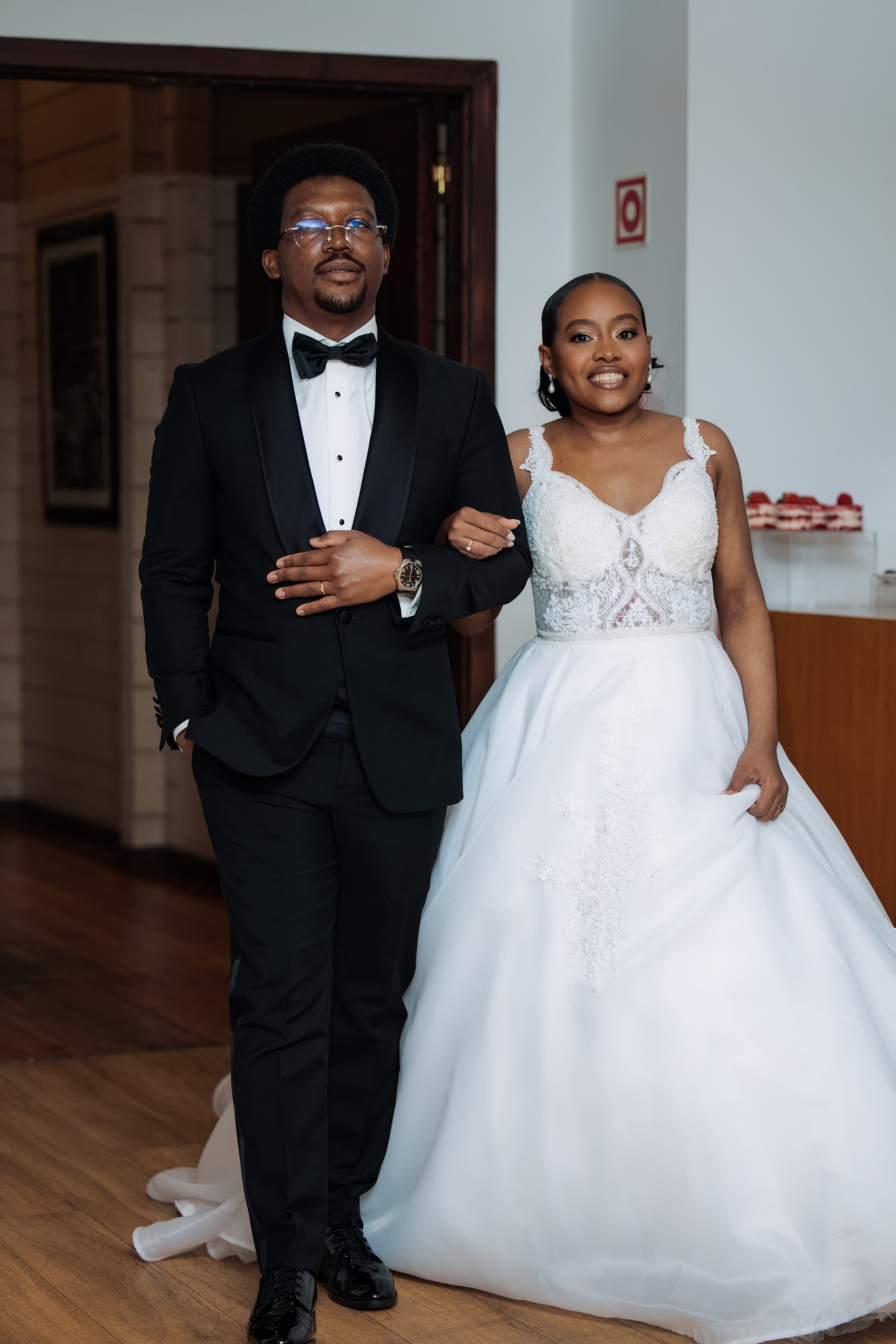 Nawik e Ethson. Fazemos o seu casamento ser lembrado por gerações