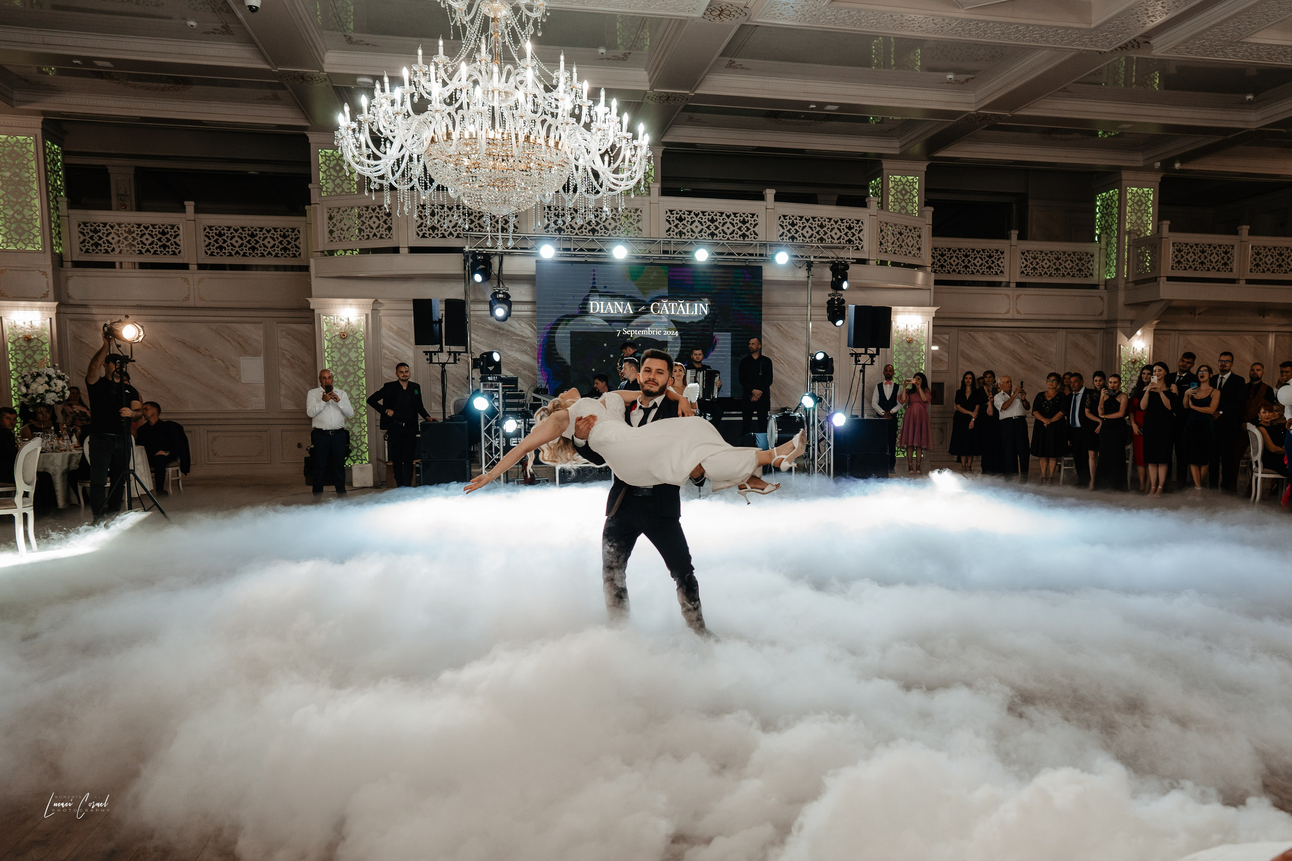 Diana & Cătălin – Nuntă clasică și rafinată. Fotograf de nuntă, corporate, botezuri, majorate și aniversări Roman, Lucaci Cornel