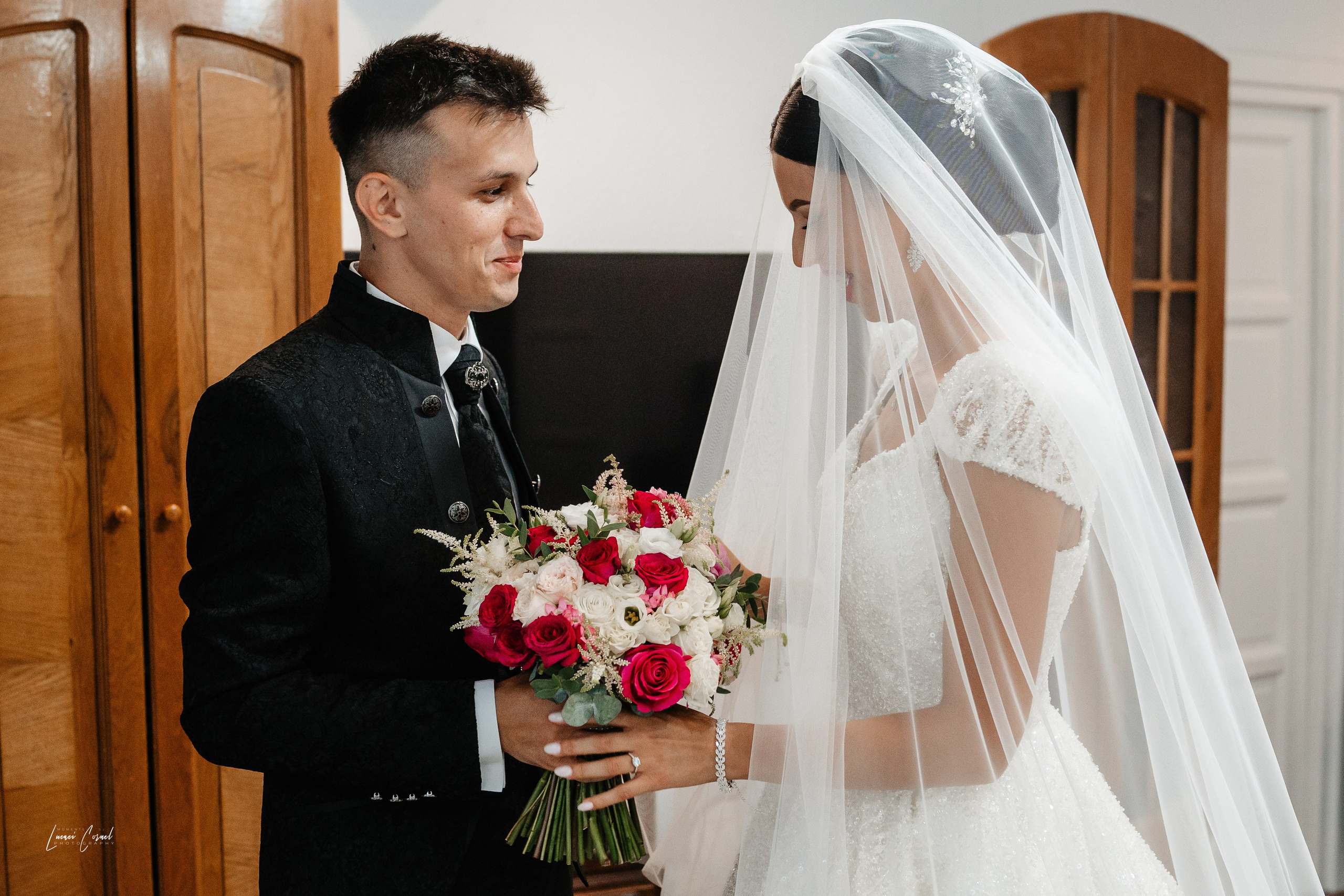 Amalia & Denis – Poveste foto de iubire. Fotograf de nuntă, corporate, botezuri, majorate și aniversări Roman, Lucaci Cornel