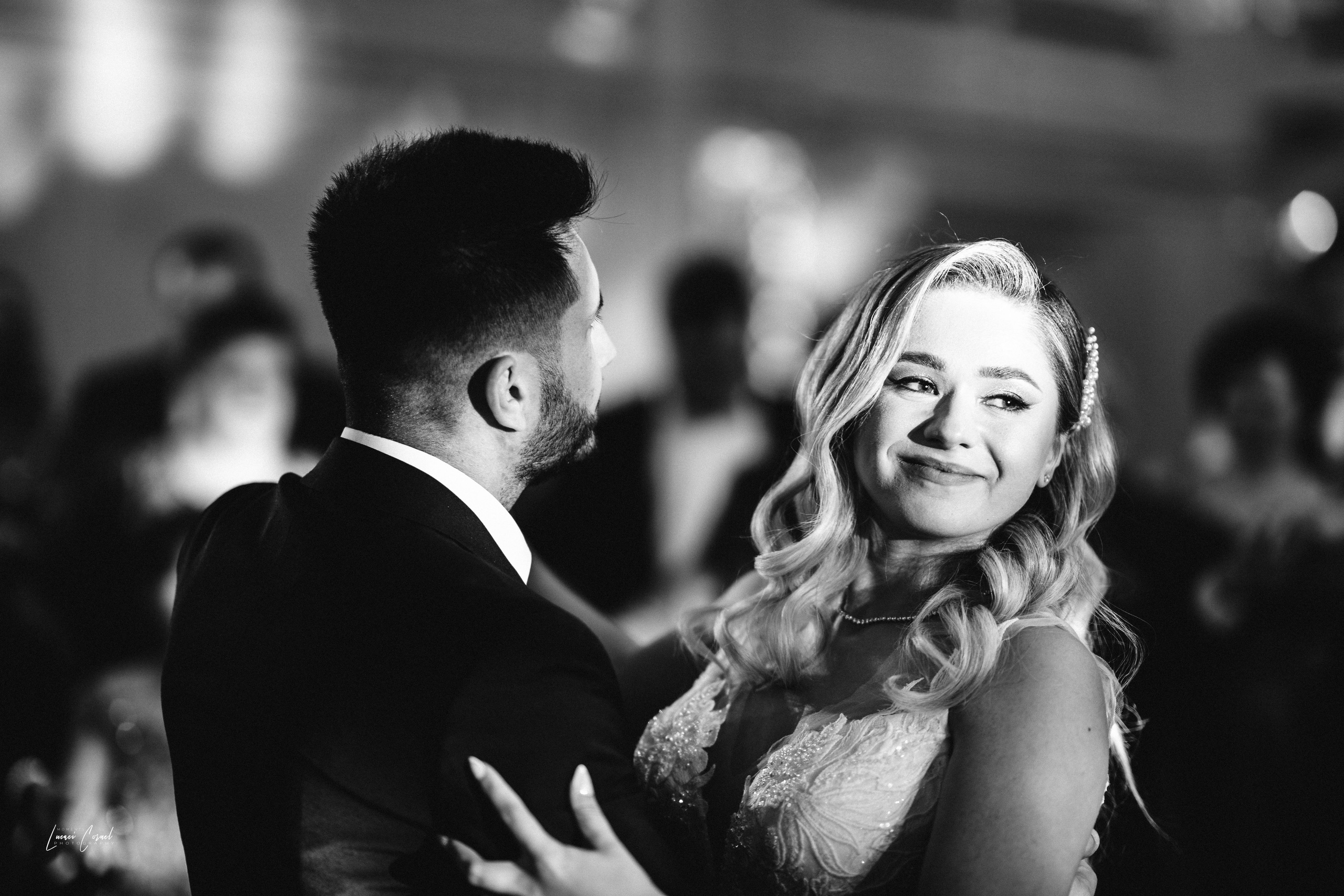 Diana & Cătălin – Nuntă clasică și rafinată. Fotograf de nuntă, corporate, botezuri, majorate și aniversări Roman, Lucaci Cornel