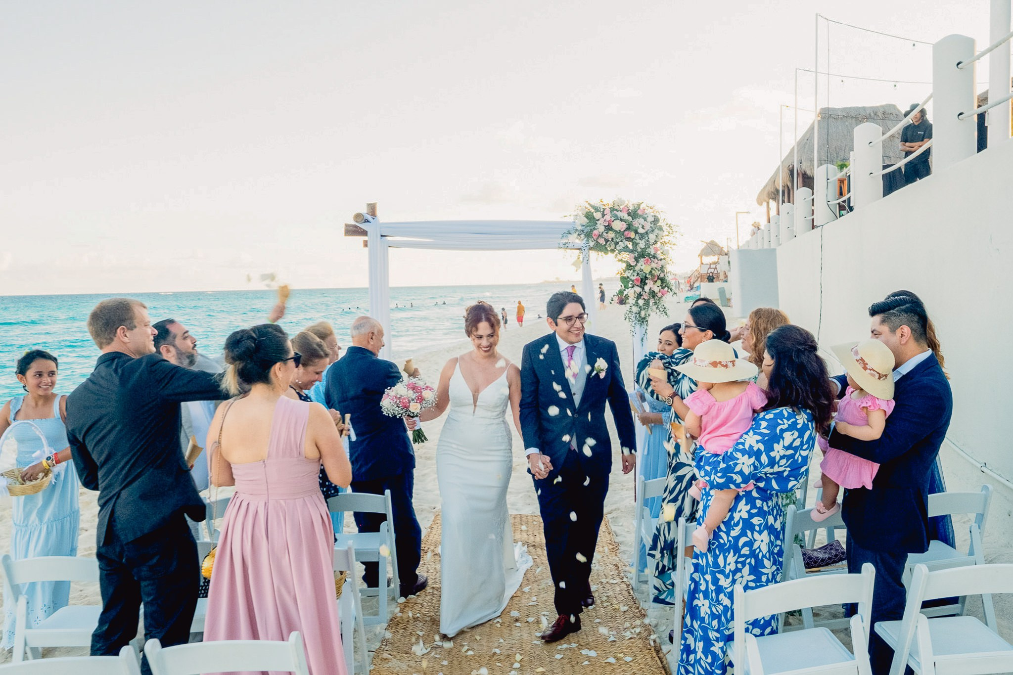 Jess & Juan / Cancun. Wedding and family photographer in Mexico City