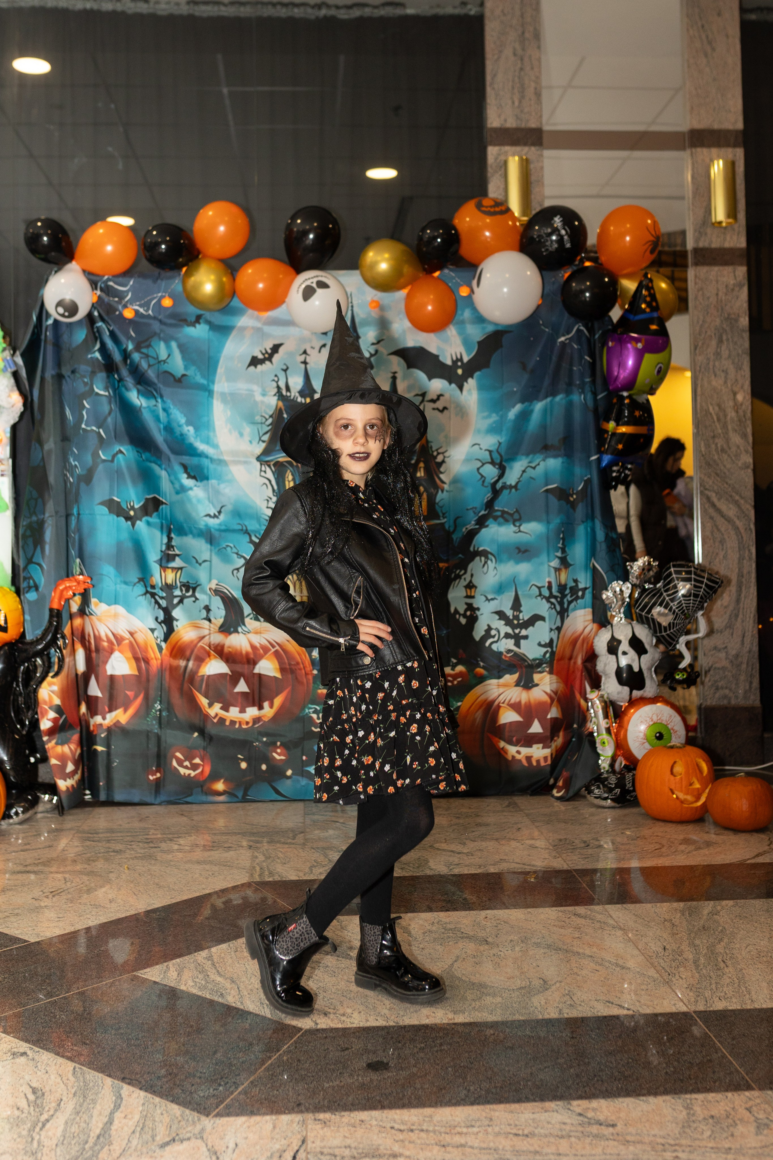 Leo dance studio Helloween 2025. Семейный и детский фотограф в Варшаве Мила Бобровская
