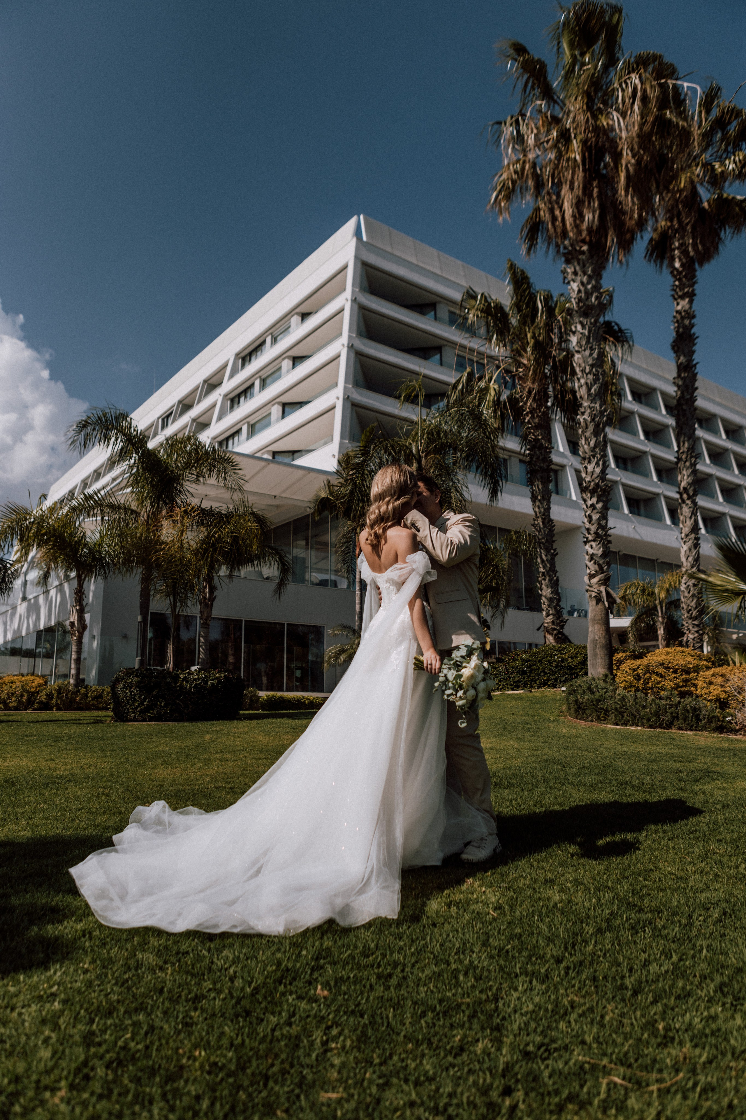 Sema & Darina. Photographer Alina Sparrow