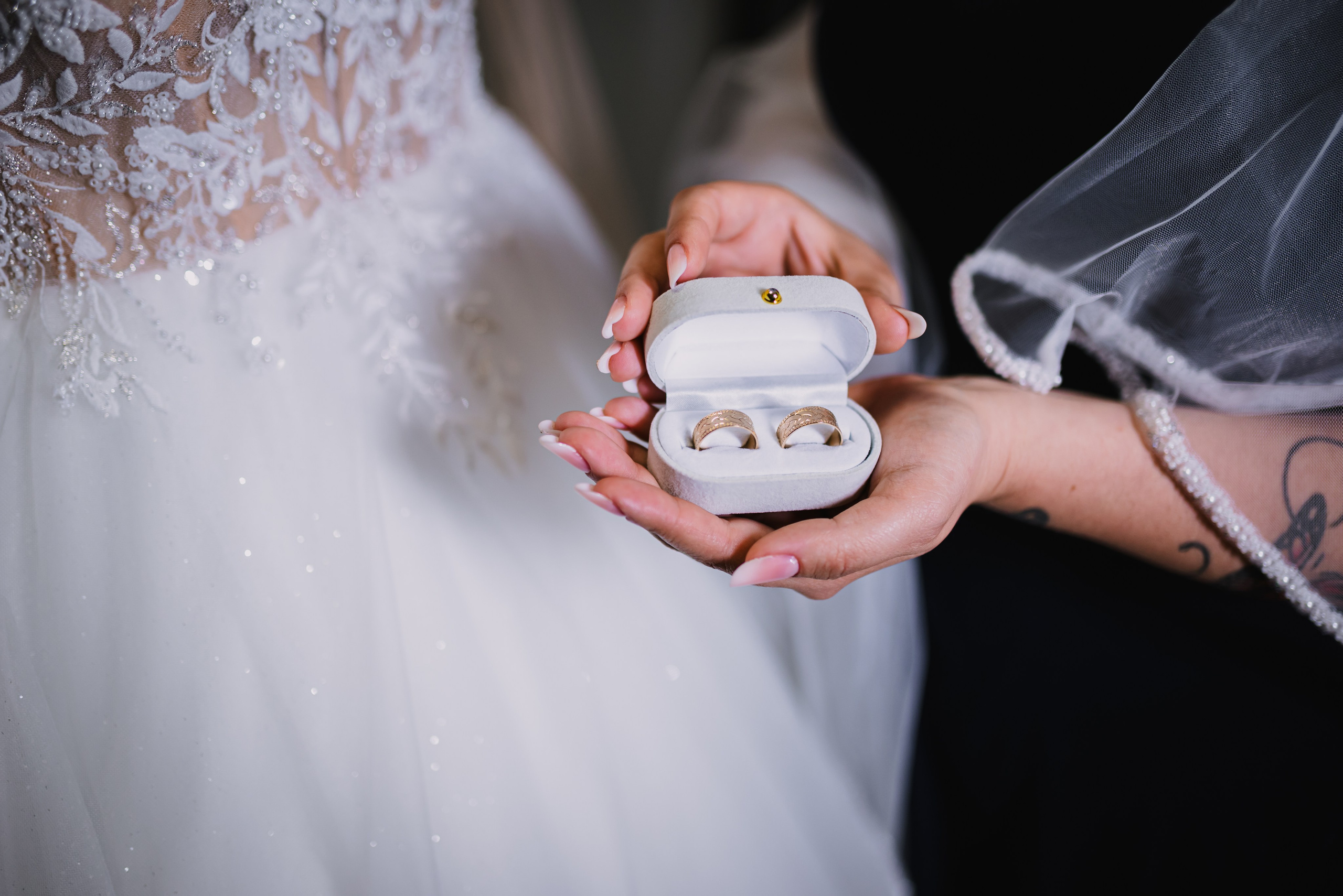 Fotografia de nuntă. Andrei Voicu Fotograf. Povești nescrise, surprinse atent