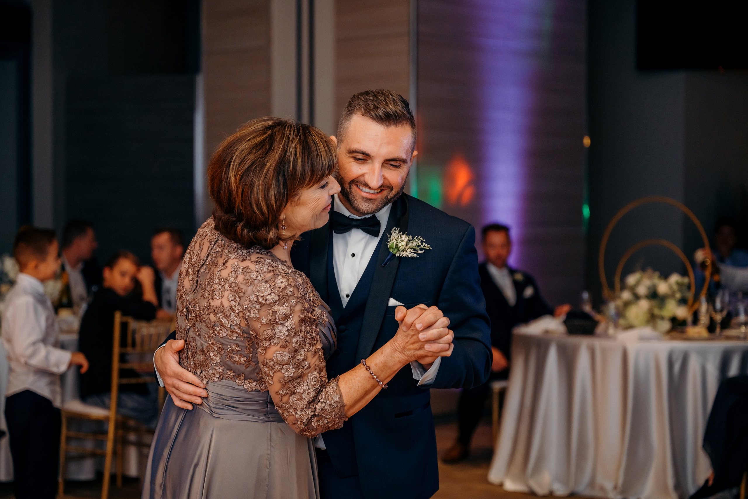 Wedding photo shoot. Wedding photographer. Wedding, maternity and family photographer in Charlotte Tasha Minn