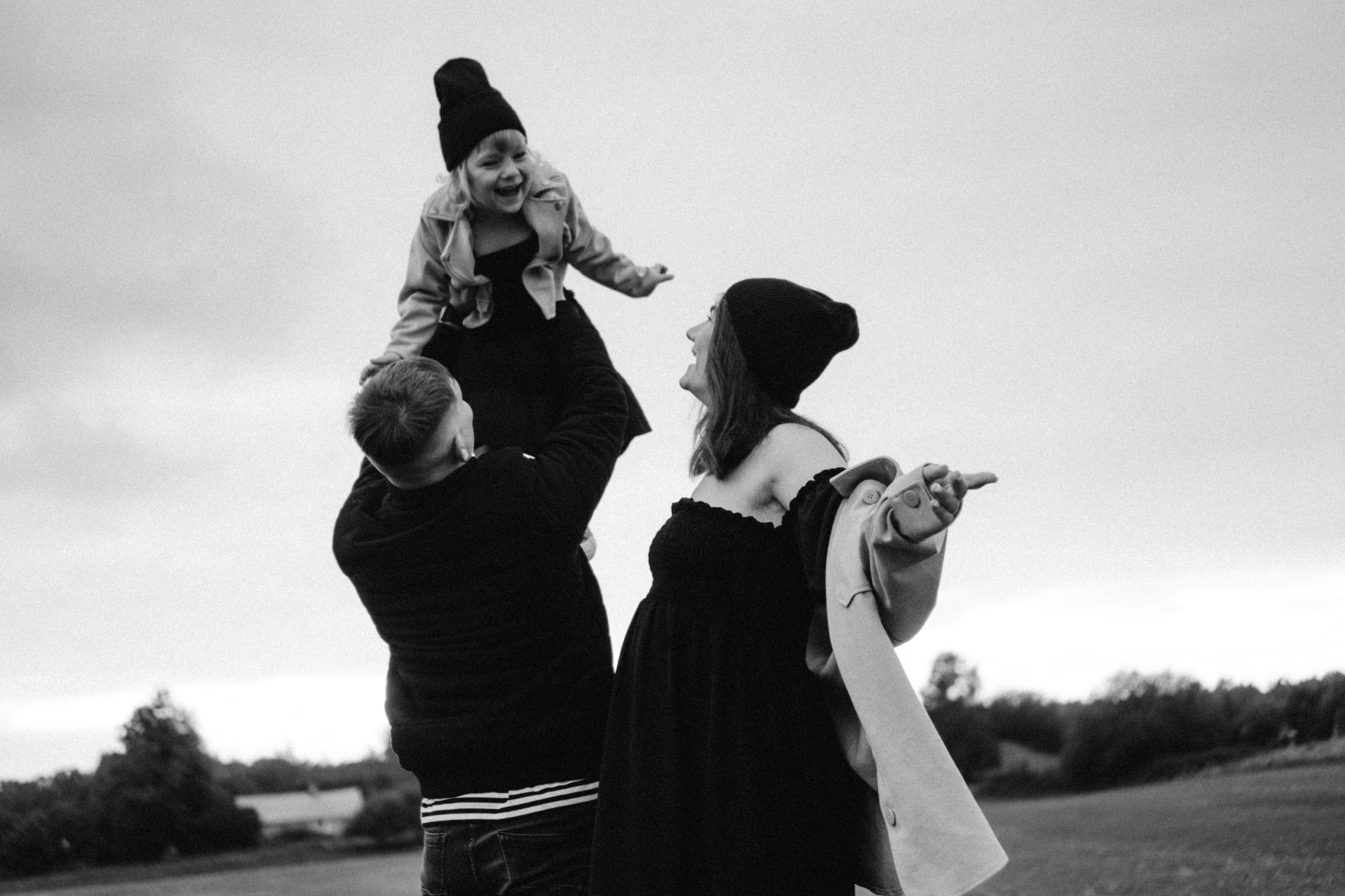 Family photographer in Warsaw Sasha Zenzina
