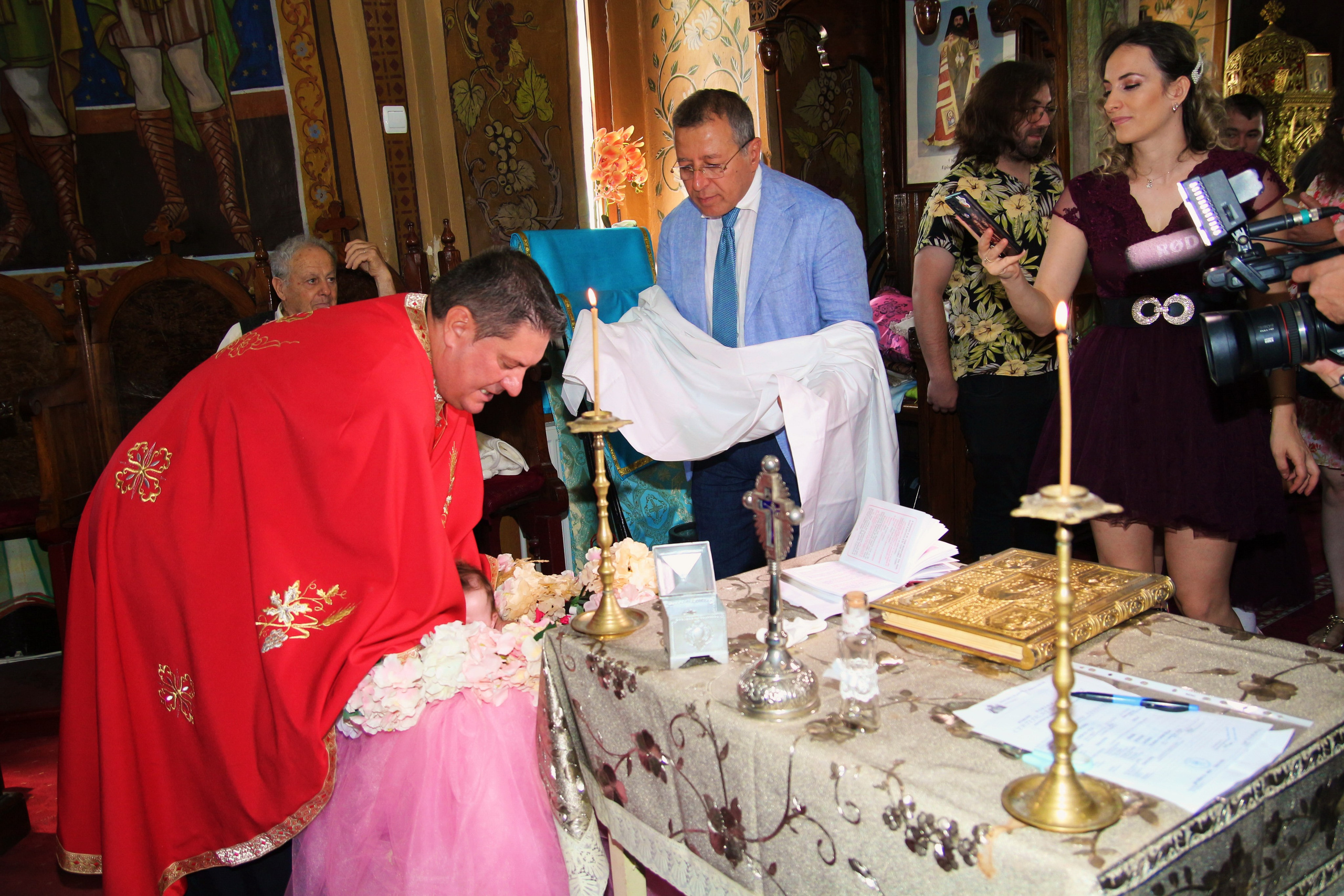 BYZO MEDIA. PETRU BYZO - family and children photographer in ROMANIA