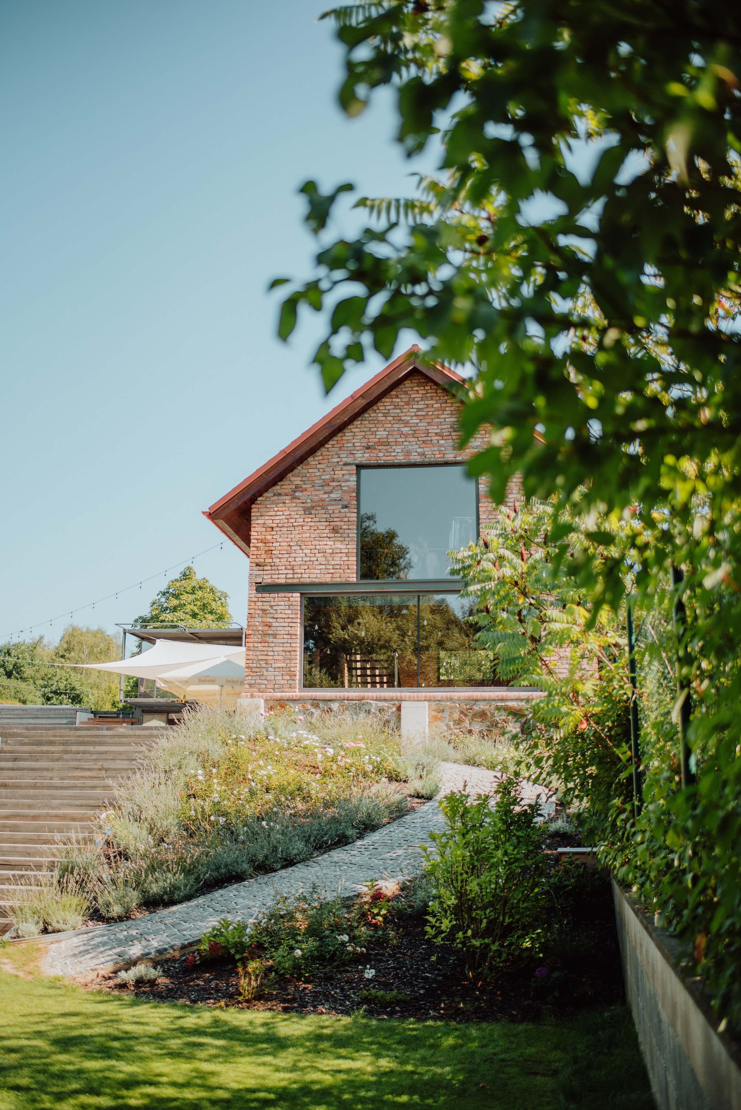 Czech and Portugal Photographer. Lifestyle, wedding and family photographer