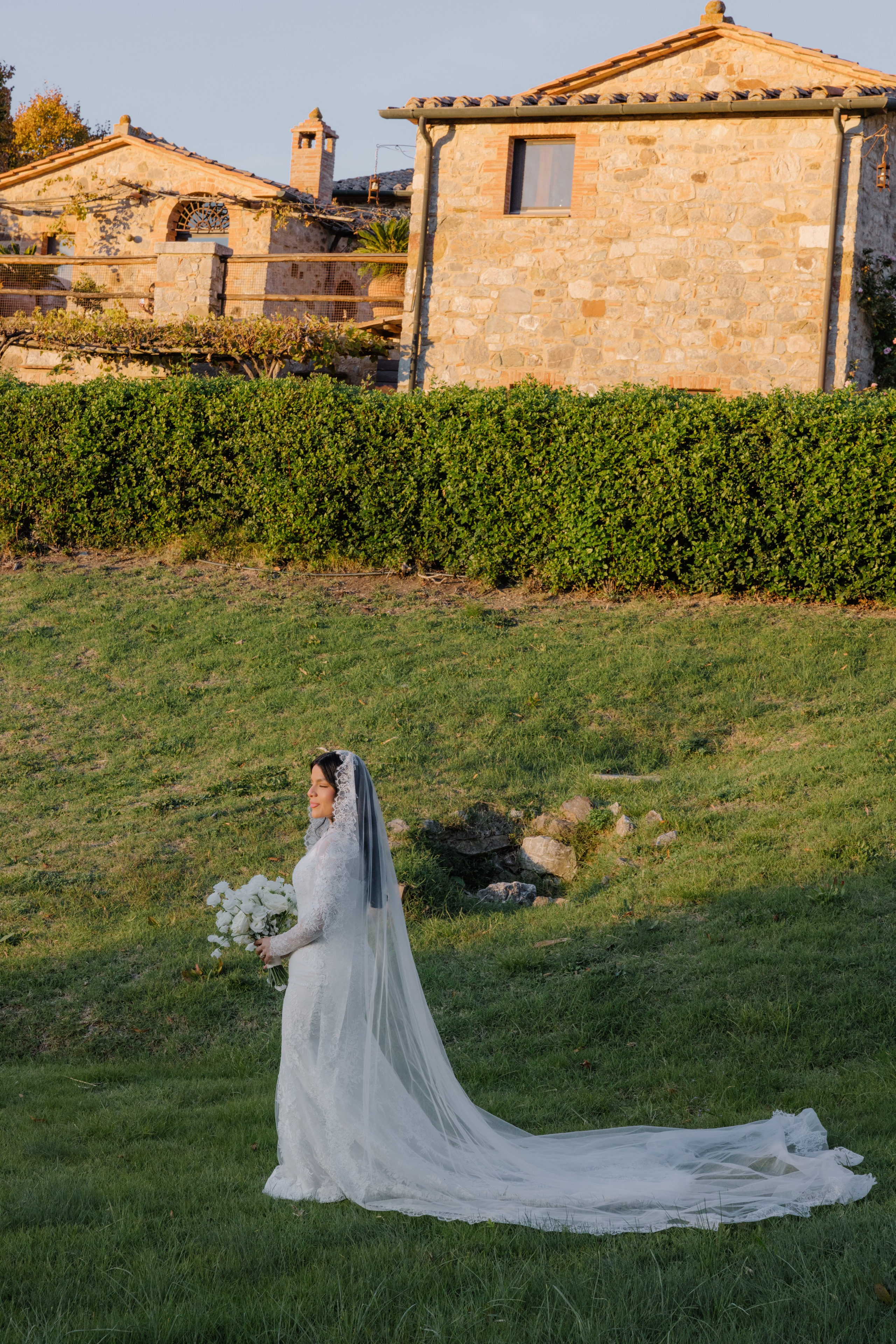 Mitcell&Melanie digital. Wedding photographer Italy