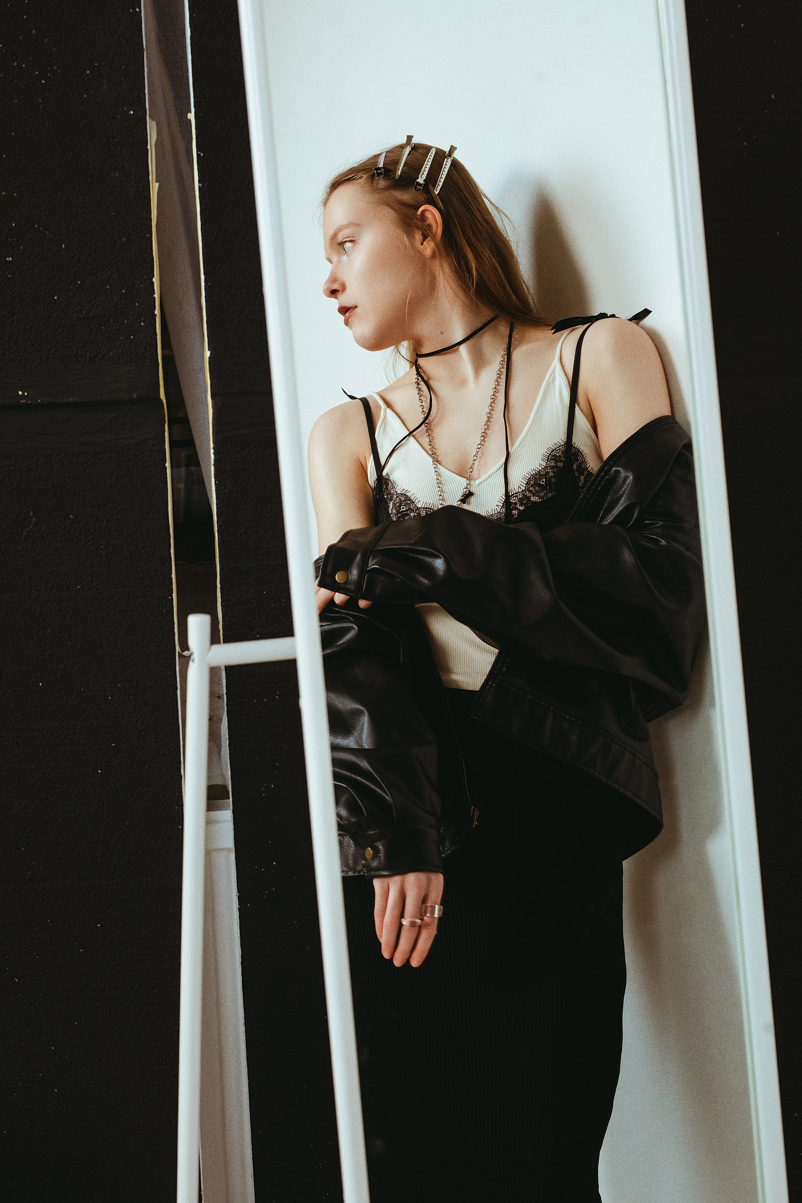 Mallikansiokuvaus. Valokuvaaja Lahti, Helsinki Elena Salonen