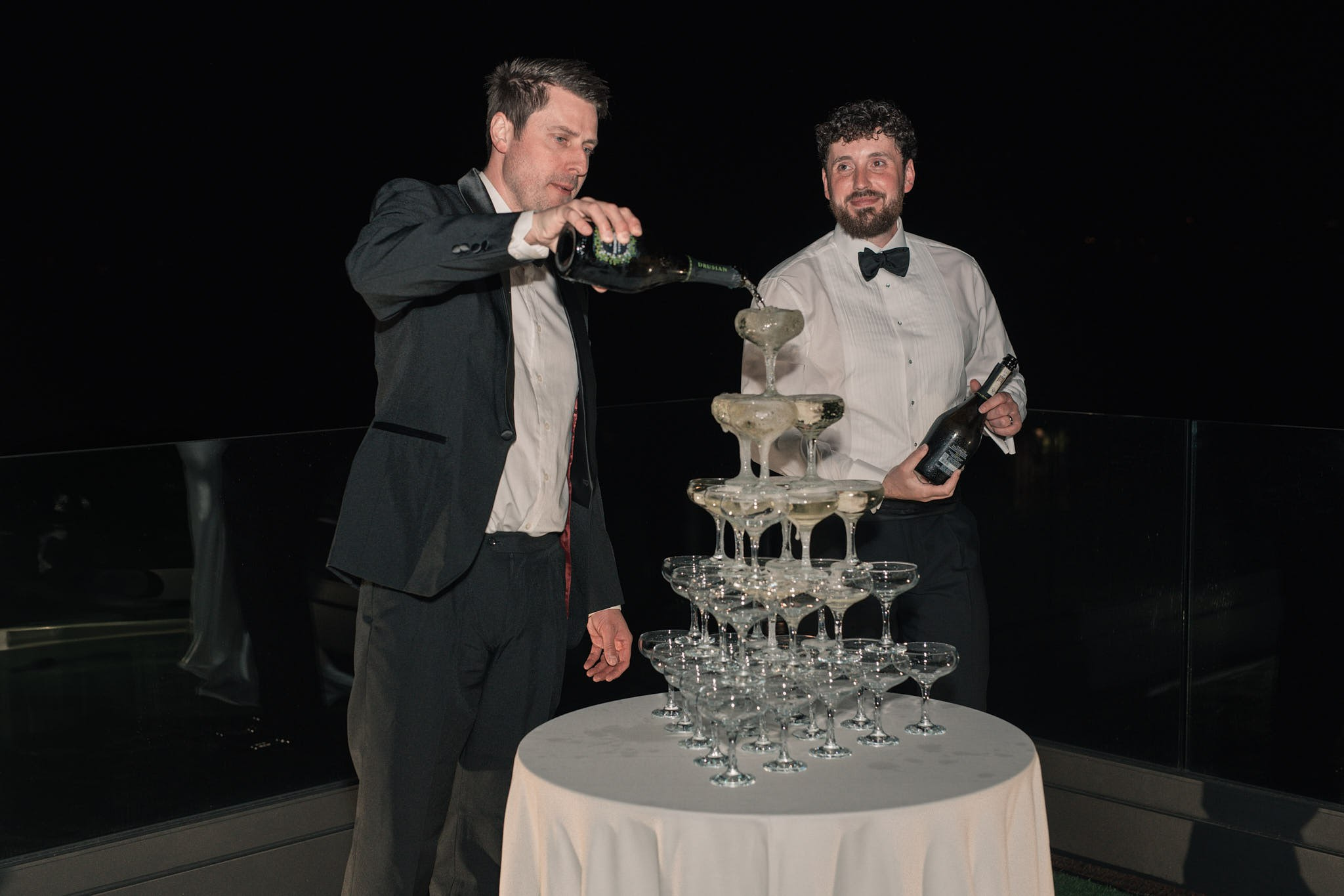 Roxie & Richard Wedding. Fotografo matrimonio Lago di Como Ferrari Media Production