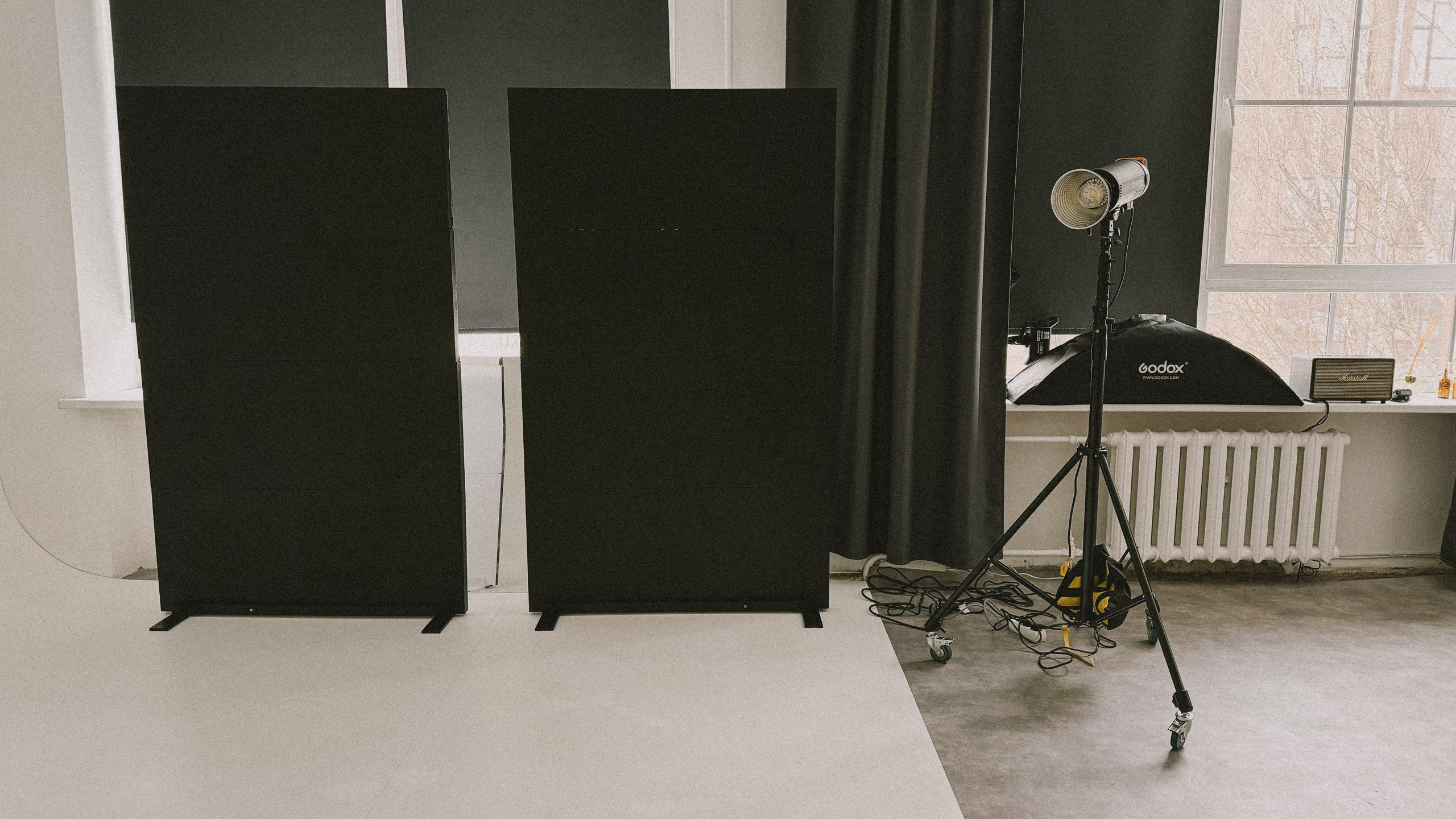 Sava studija jeb vieta, kur izpausties - iPhone Video School. Video shooting and creating with phone, iPhone Video School