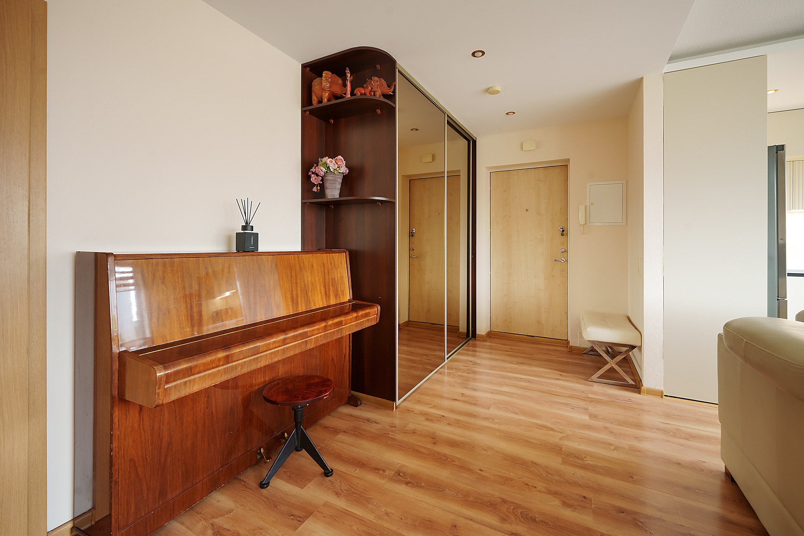 Jonažolių g, 13. Elina Sapiega fotografė Vilniuje