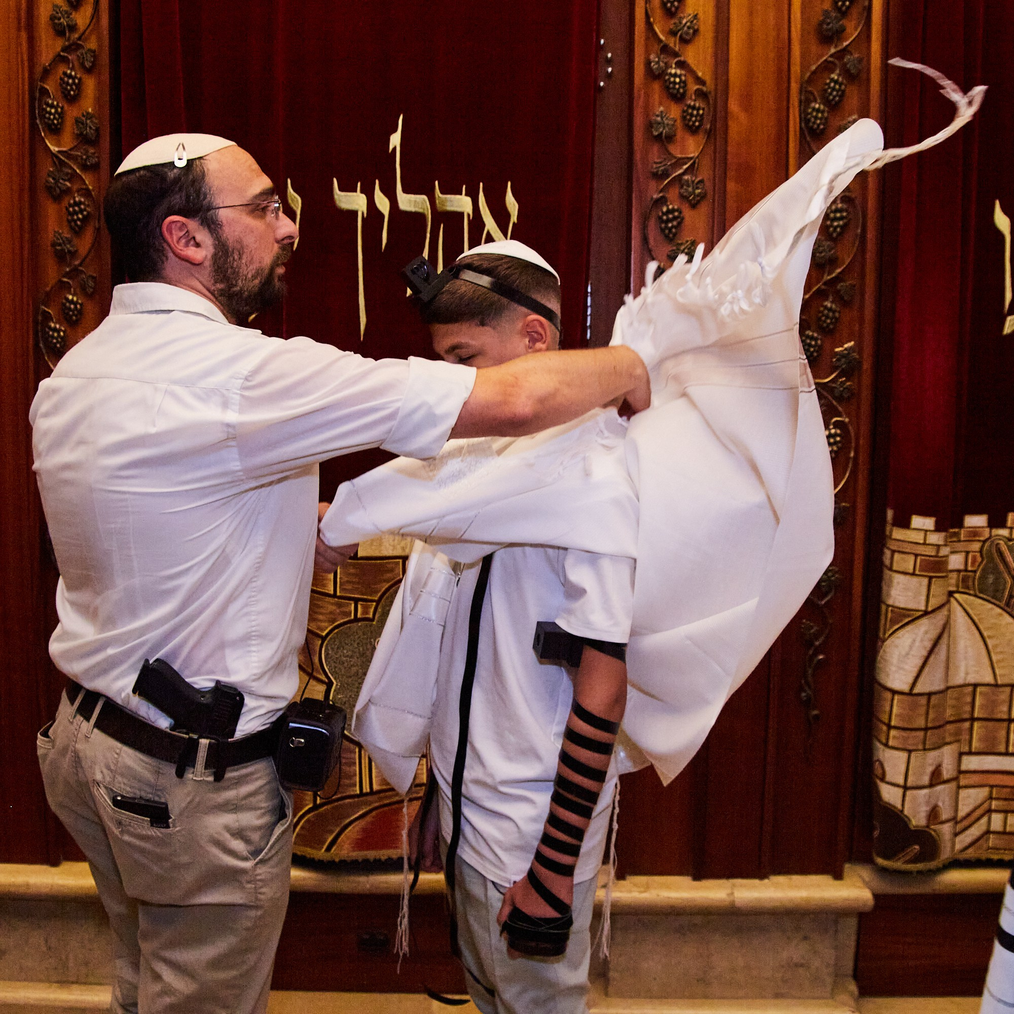 Бар-мицва на Котеле 2. Портретный и репортажный фотограф в Израиле Рома Бирман