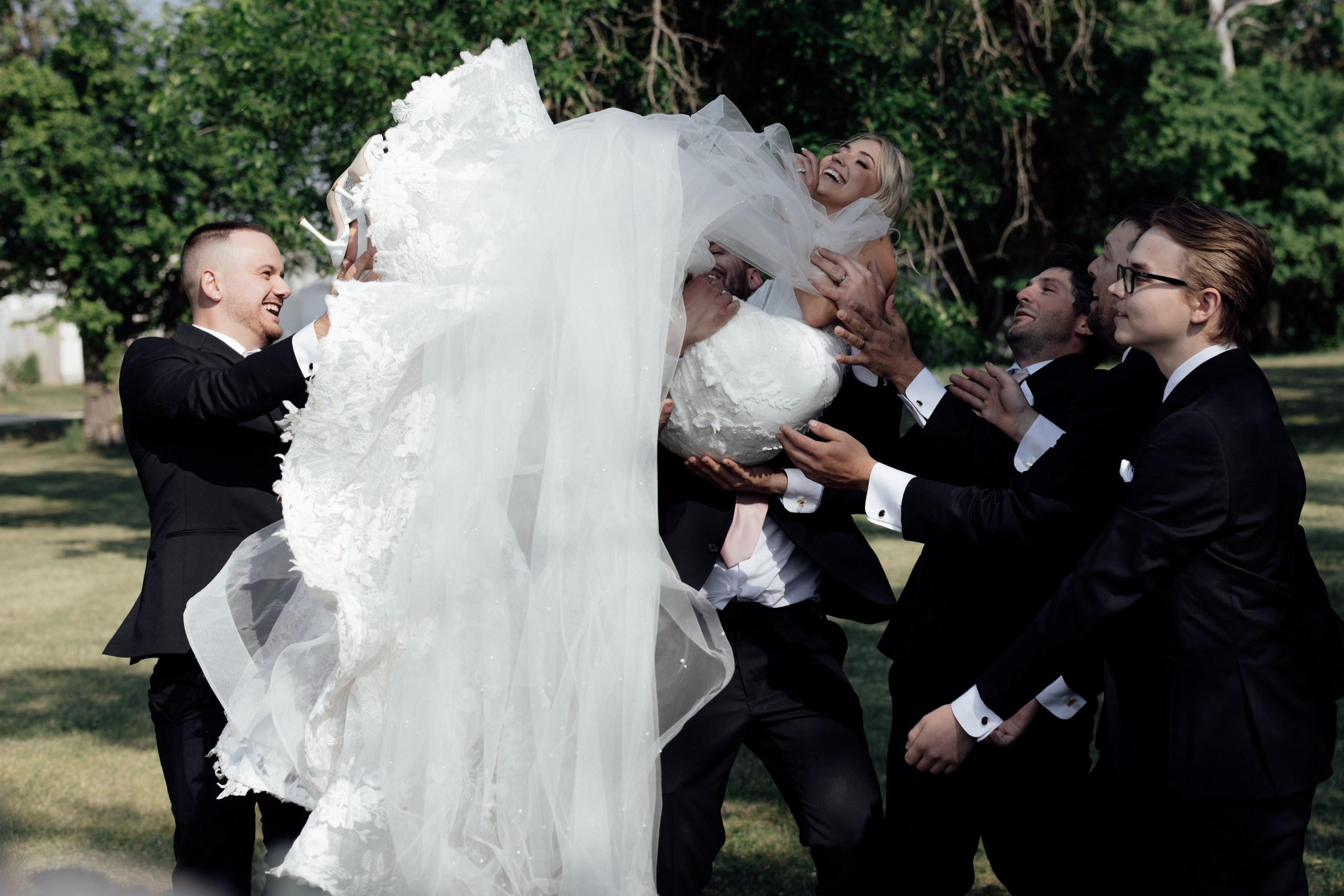 Viktoriya & Brody. Wedding Photographer in Winnipeg — Cinematic & Timeless by Vitiuk Photography