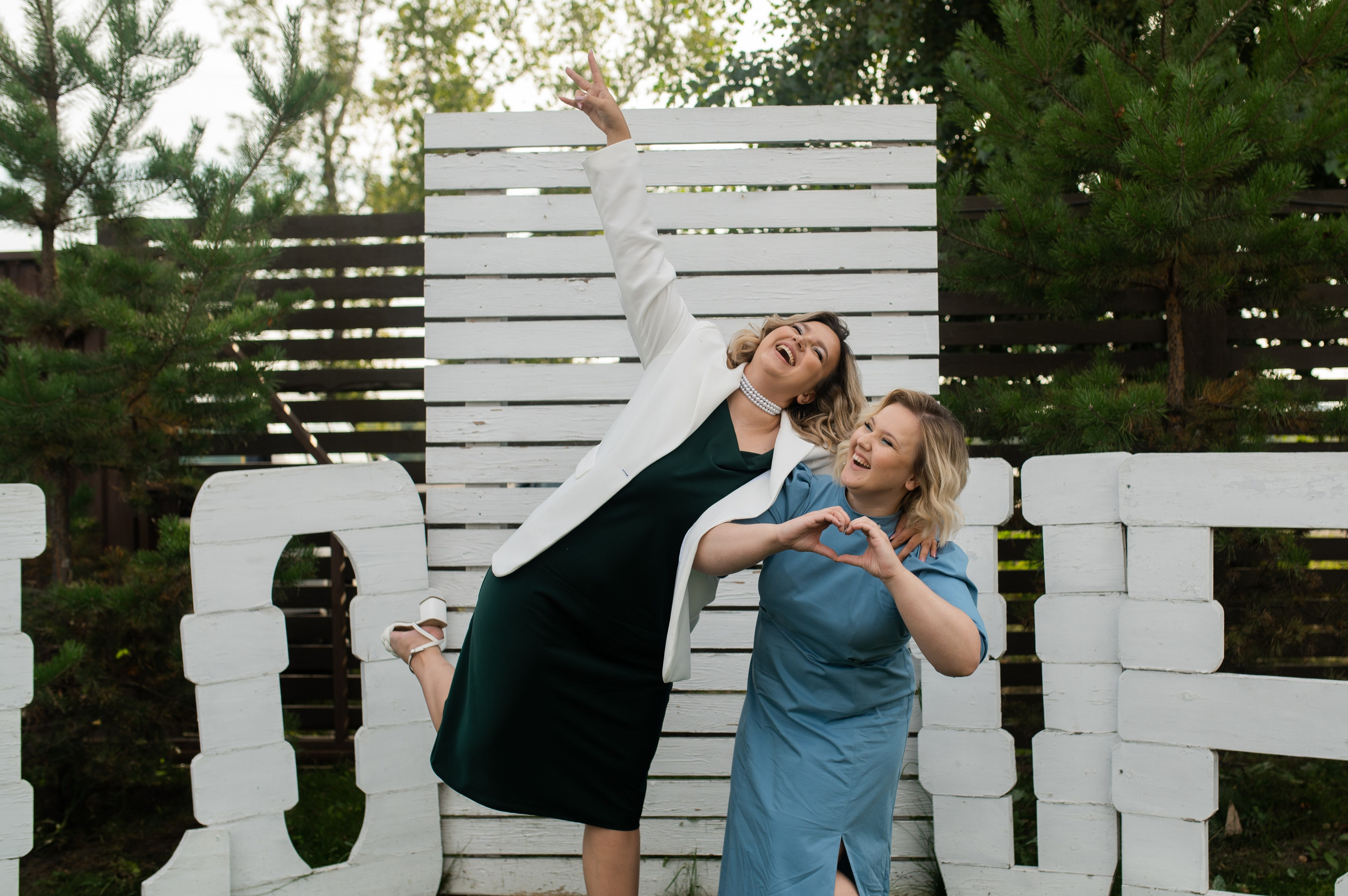 Together is better. Wedding and commercial photographer