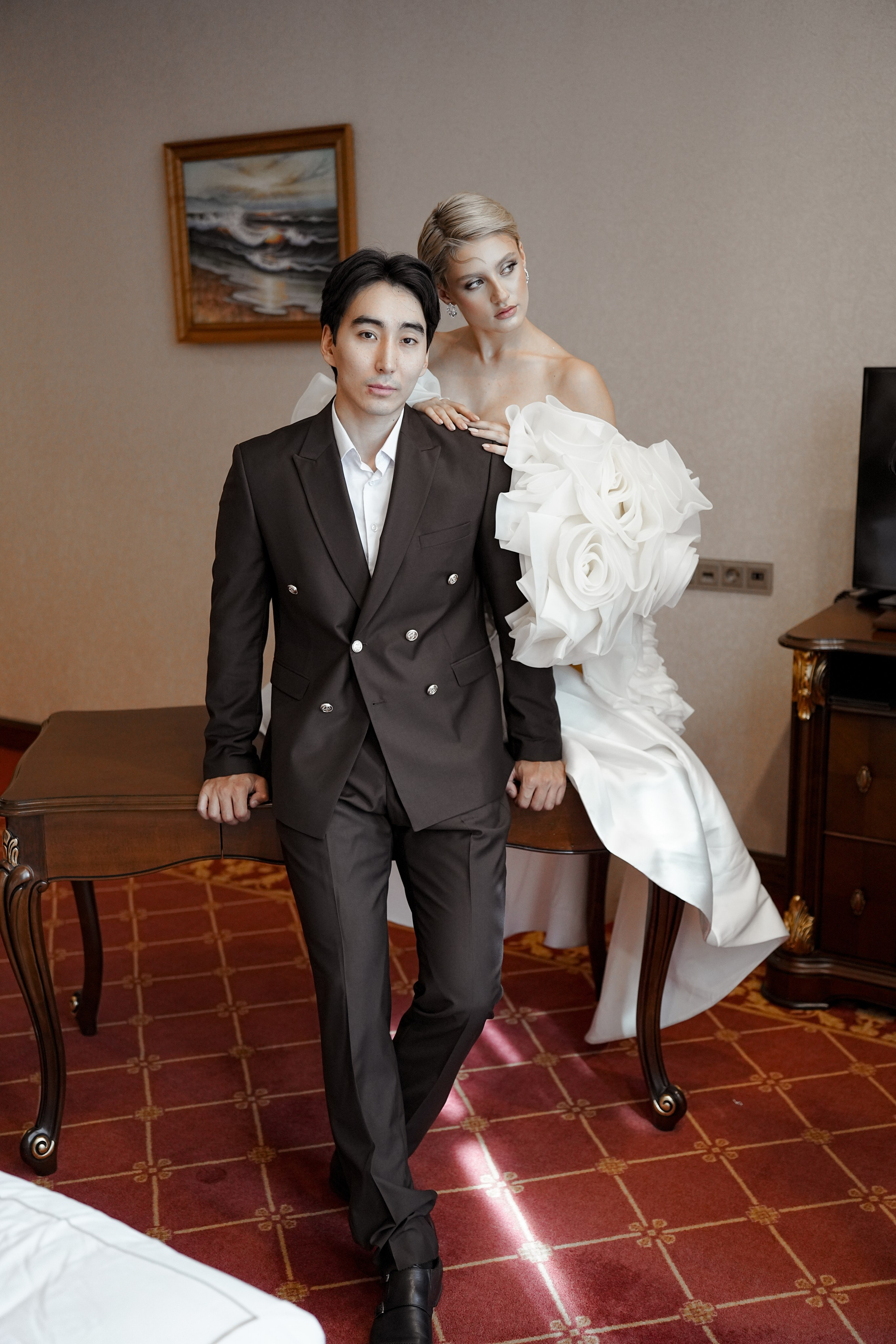 Николь Амир