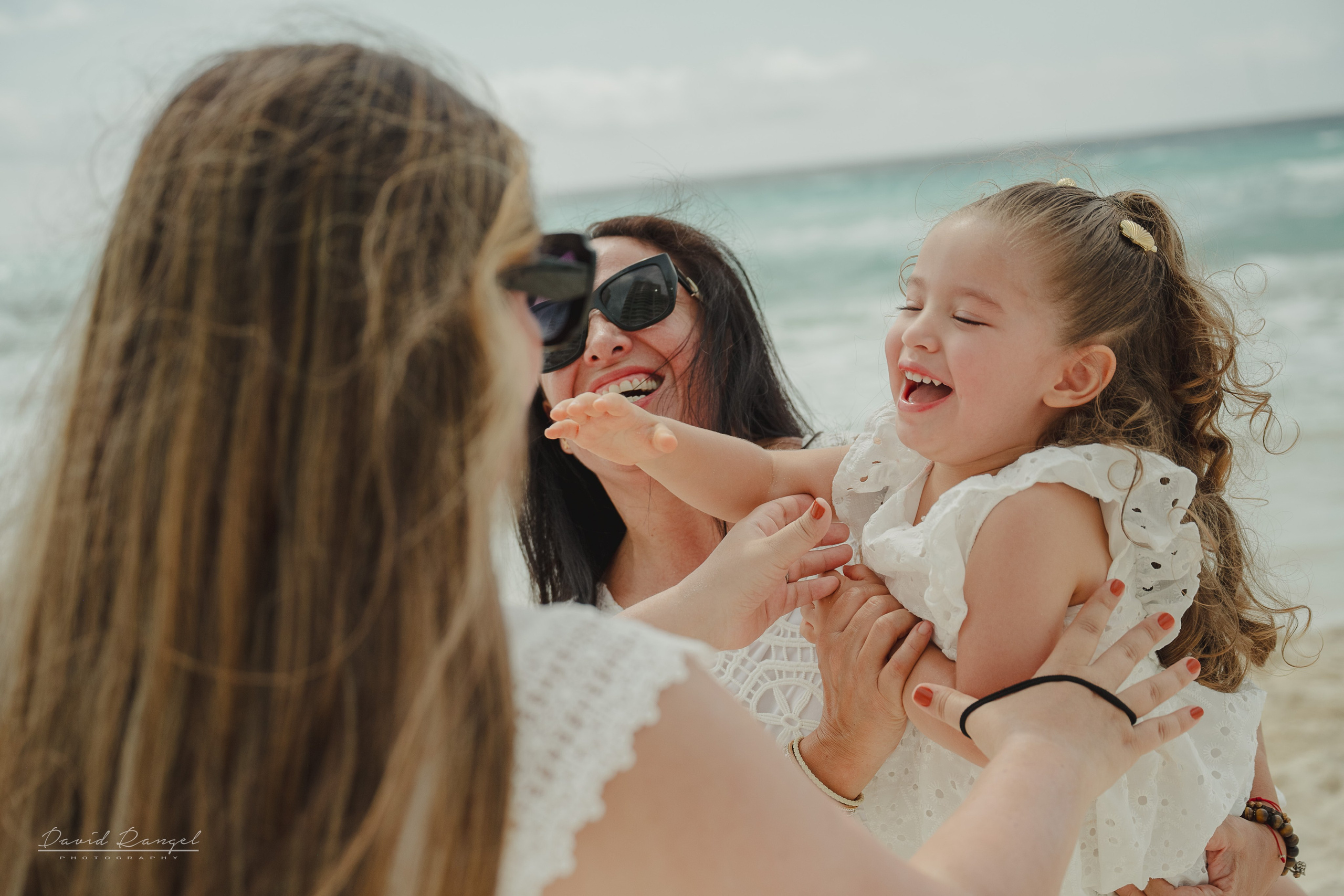 Family & Life Style Portfolio. Destination wedding photographer based in Cancun and Riviera Maya with service worldwide