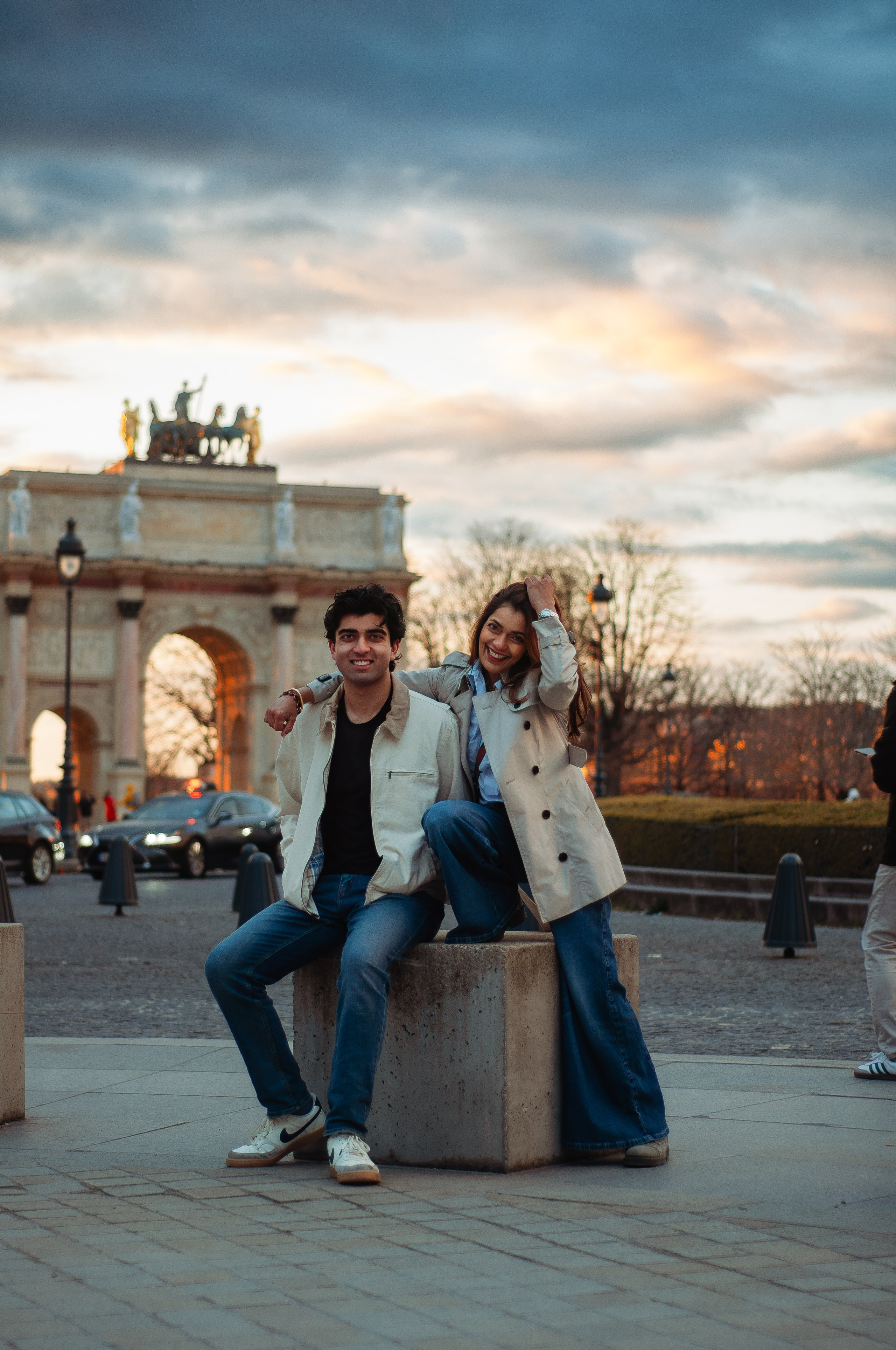 Фотосессия у Лувра. Фотограф в Париже Полина Осипова