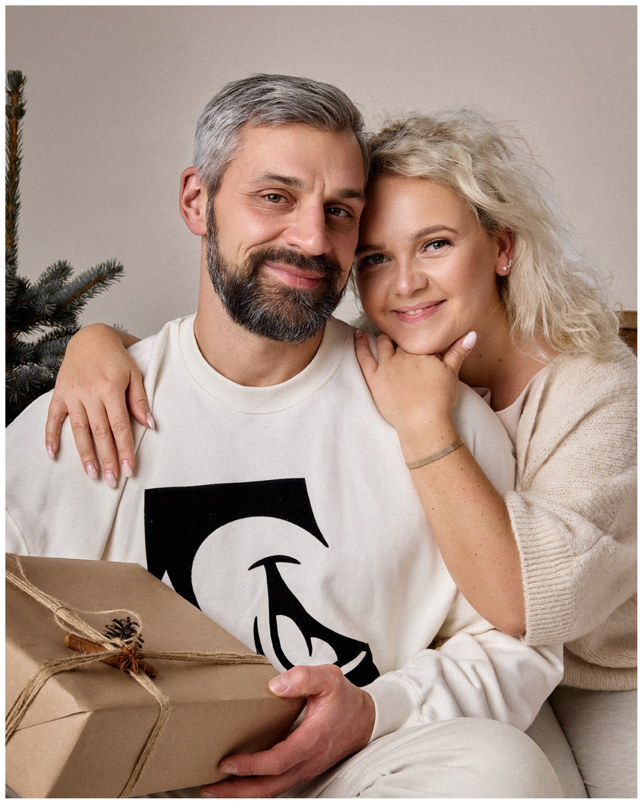 PORTFOLO. Profesionalus fotografas Vilniuje. Asmeninės ir šeimos fotosesijos, vestuvių, krikštynų bei renginių fotografavimas, produktų fotografija