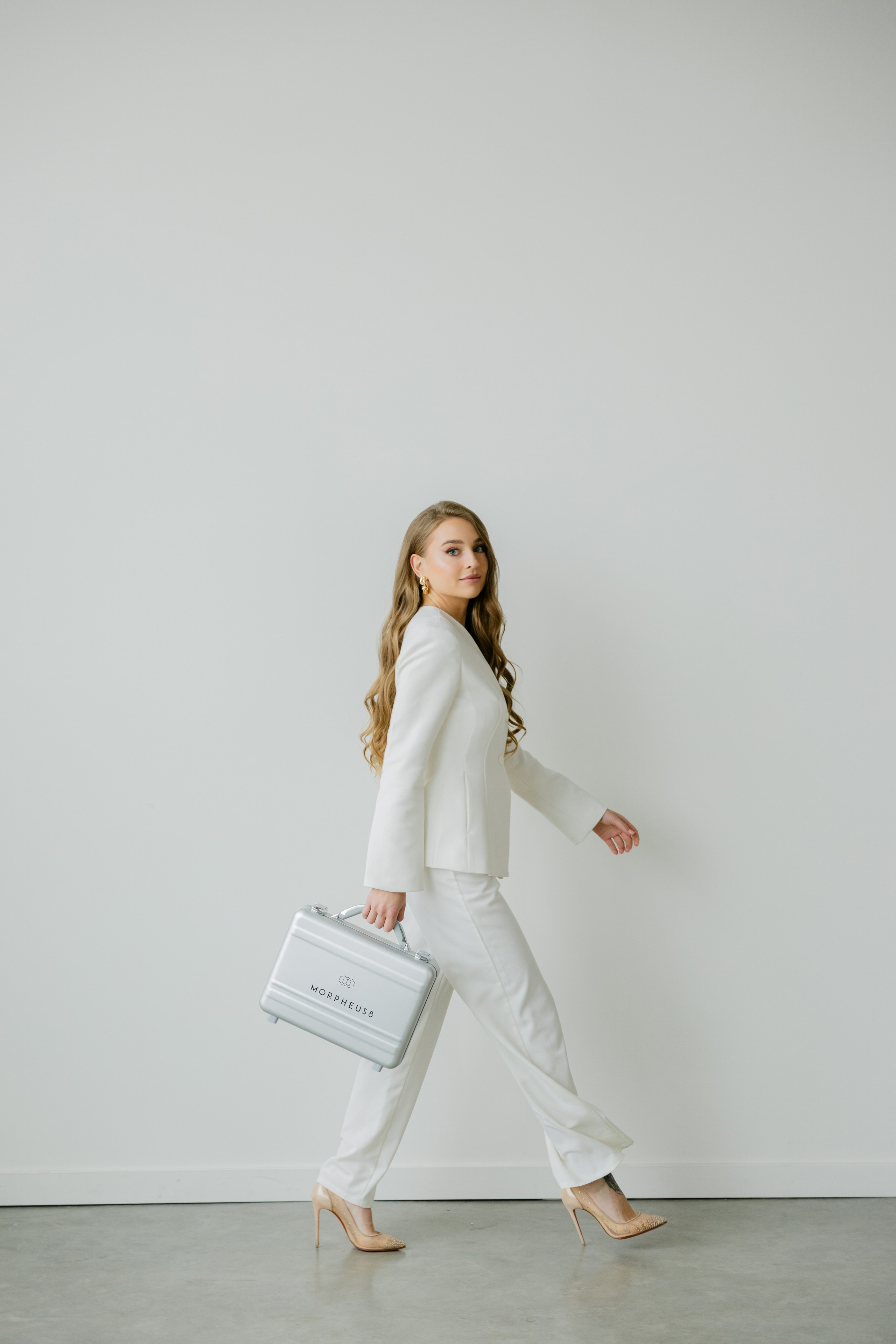 Aesthetic Specialist. Home