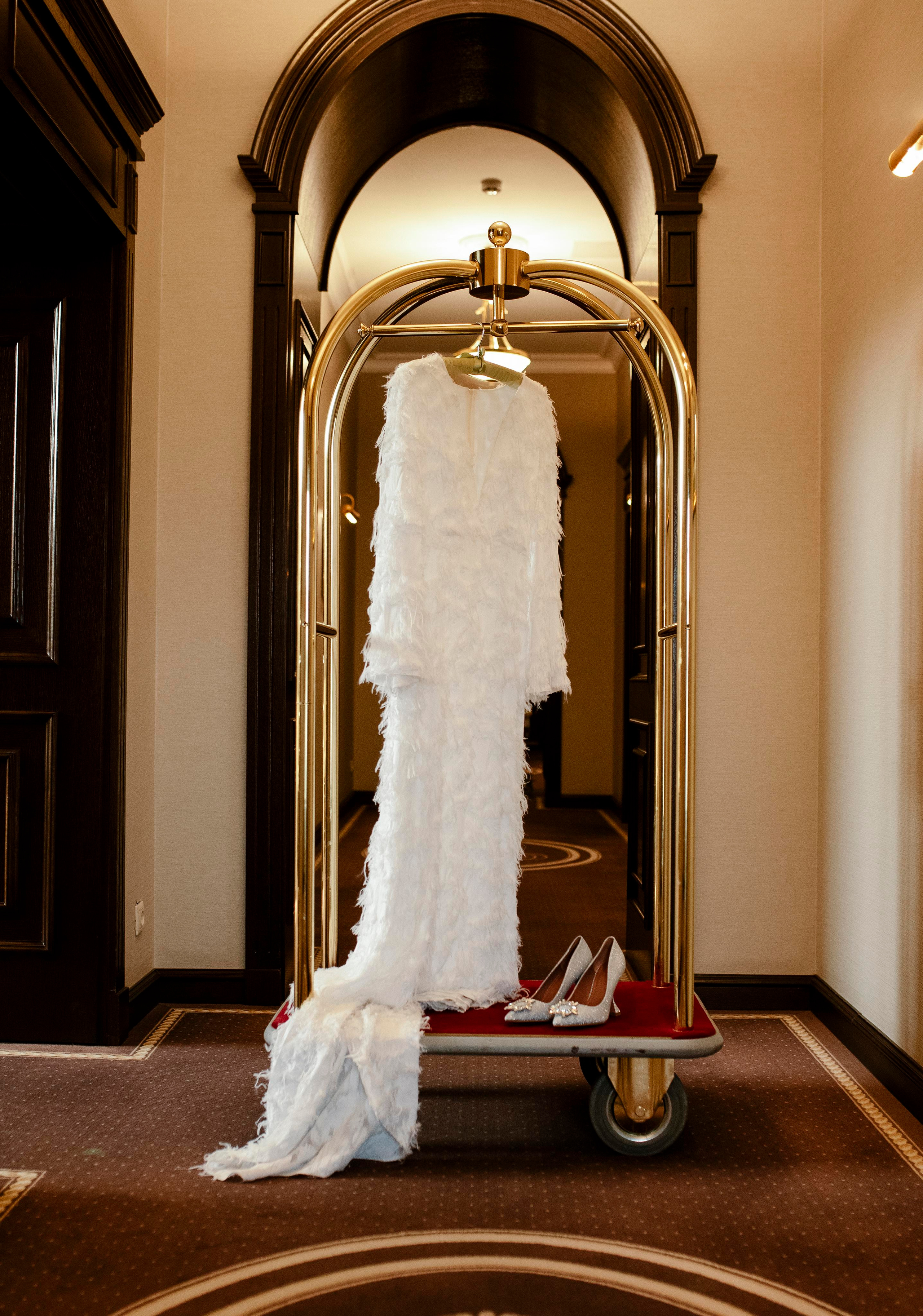 Bride’s morning. Wedding photo and video Texas