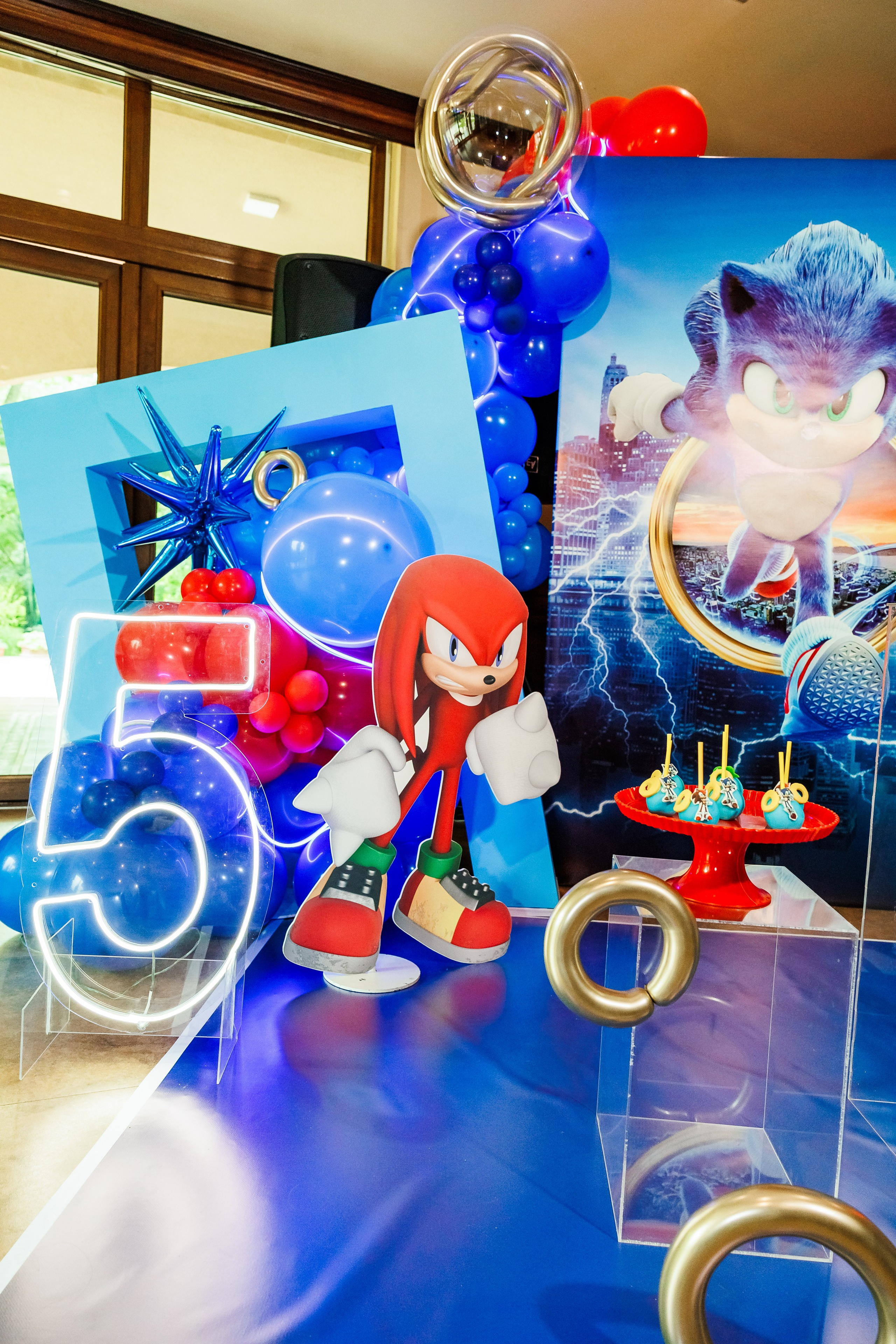 Честит Рожден Ден. Фотограф Ирина Йотова