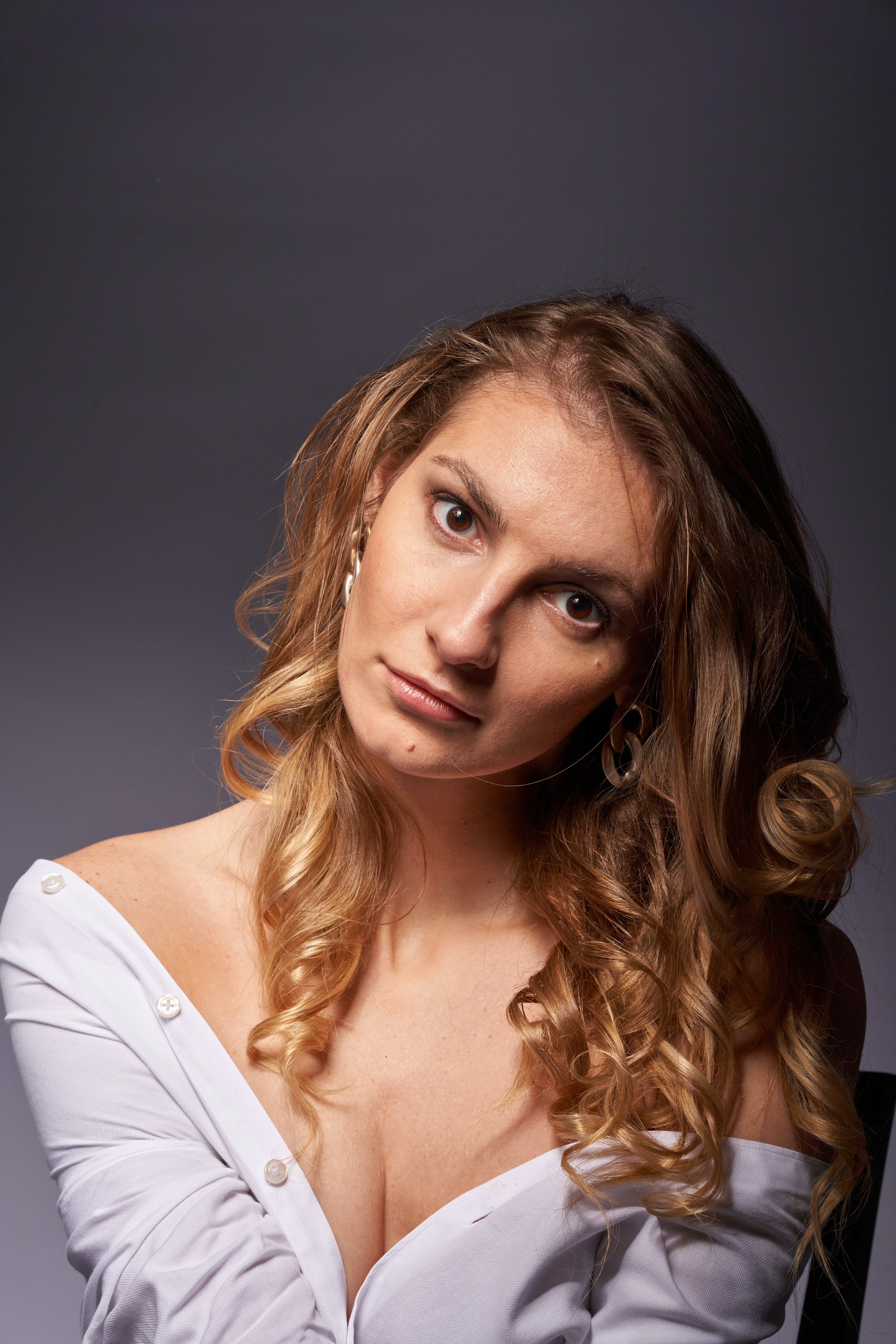 Women’s portraits. Photographer @ Studio | Barcelona — Svyatoslav Usmyal