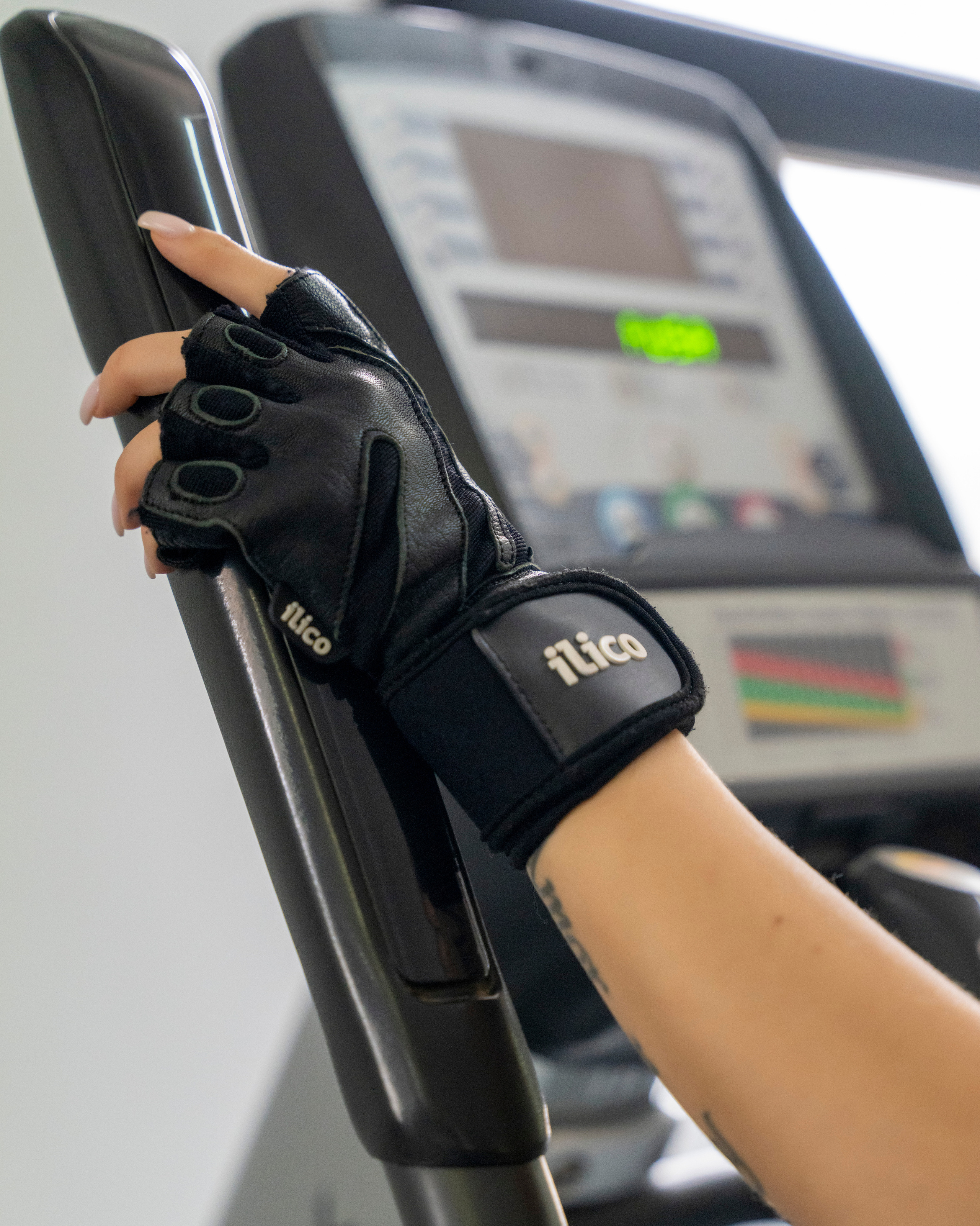 Fitness Coach. Photographer @ Studio | Barcelona — Svyatoslav Usmyal