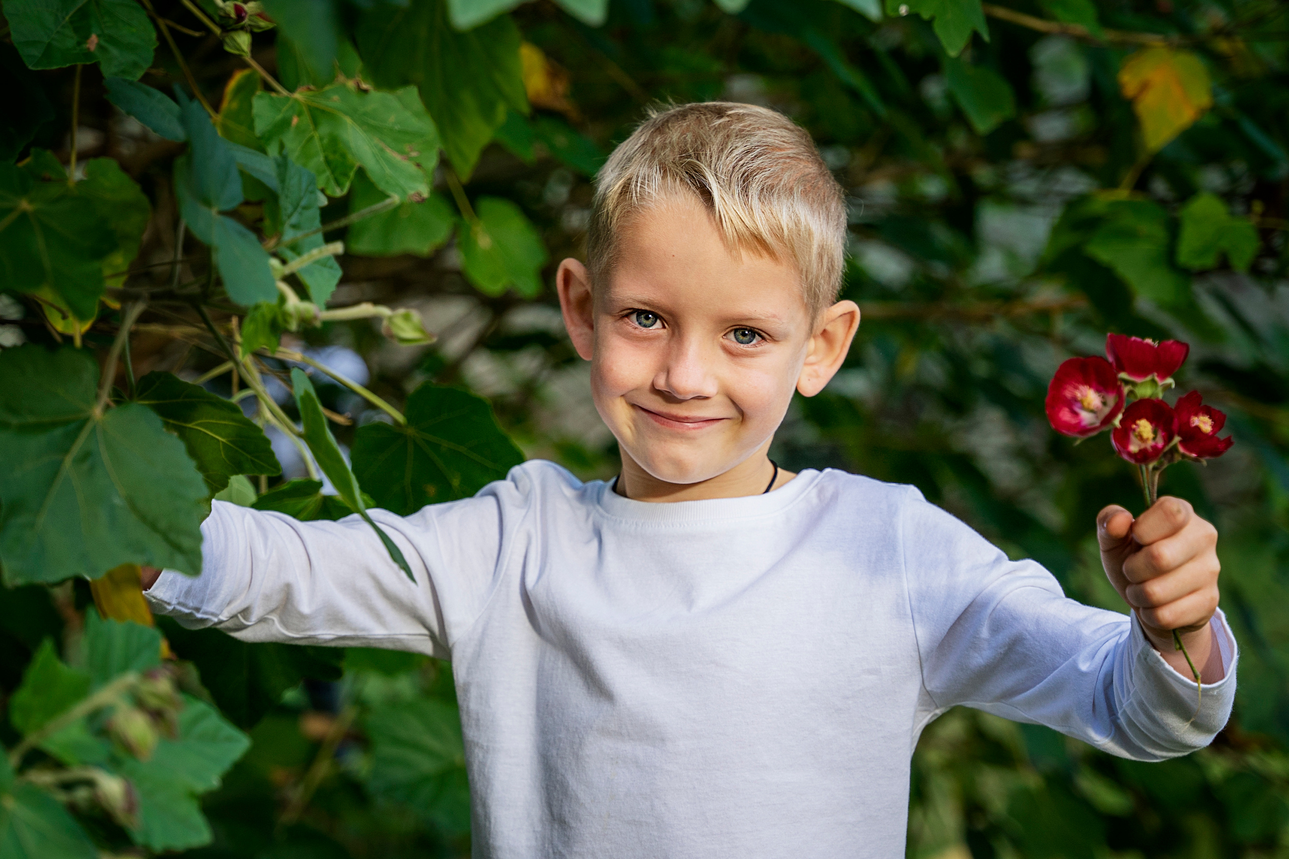 A family picnic in Ciutadella Park. Inicio