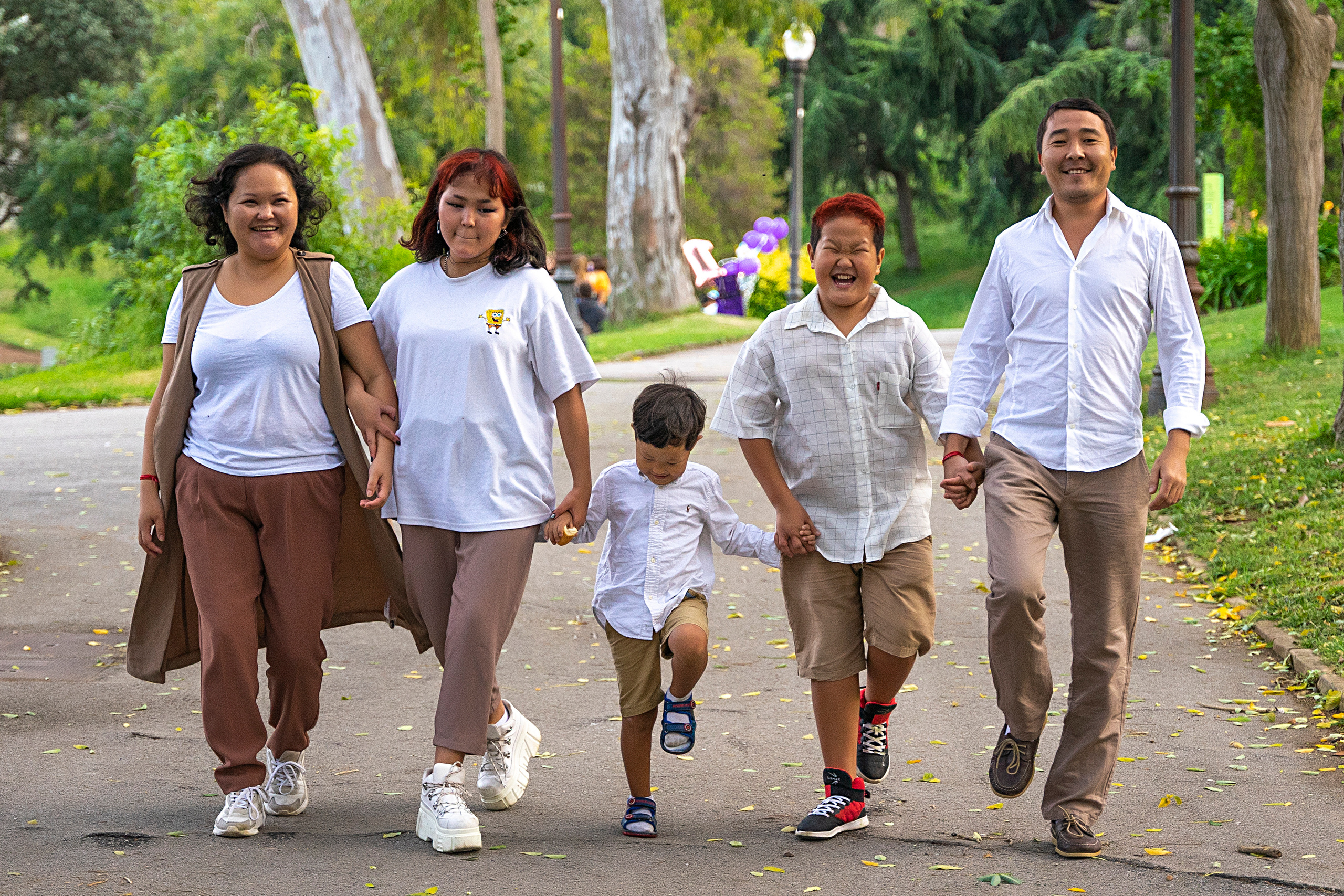 A large and friendly family. Photographer @ Studio | Barcelona — Svyatoslav Usmyal