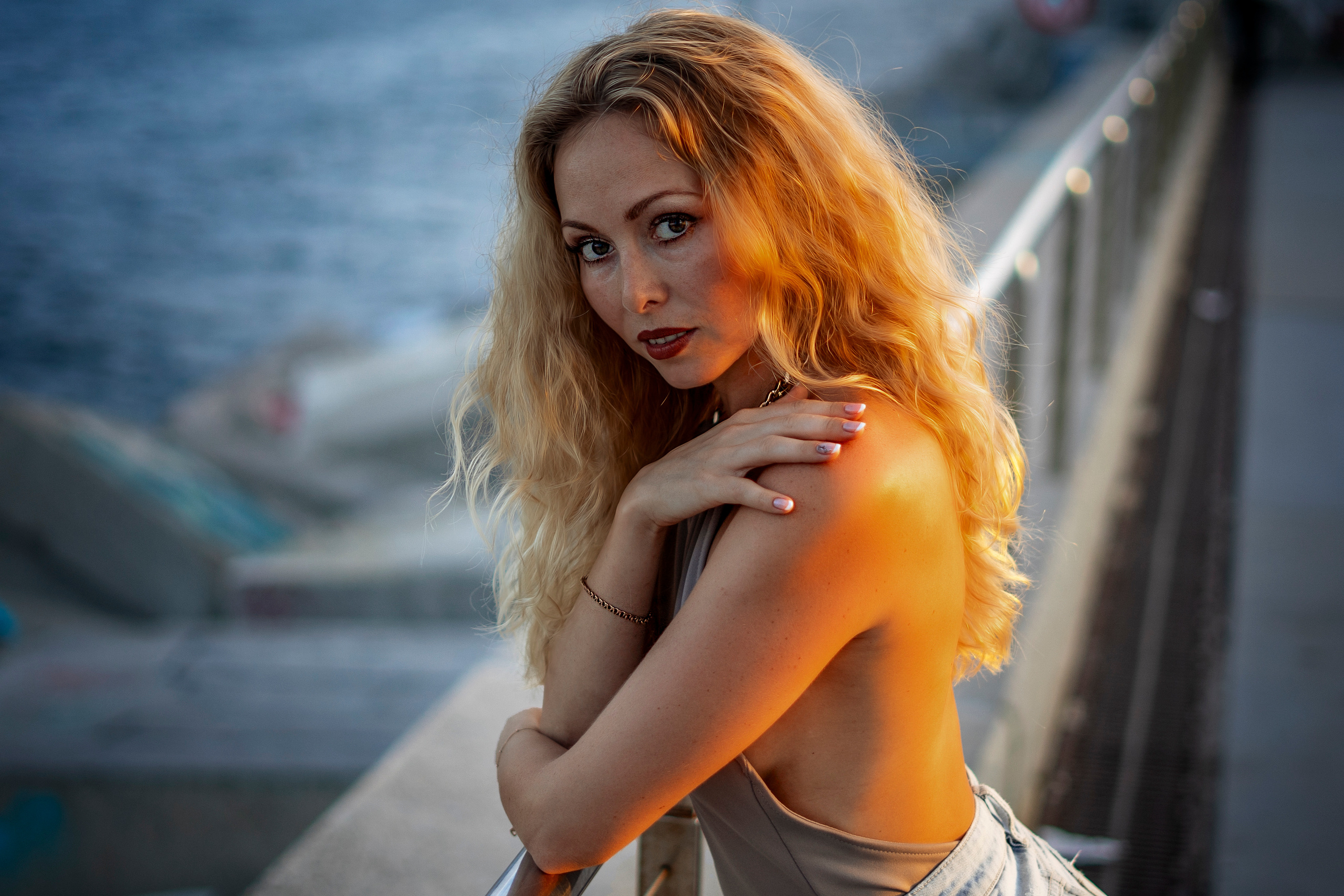 Bright and memorable Regina. Inicio