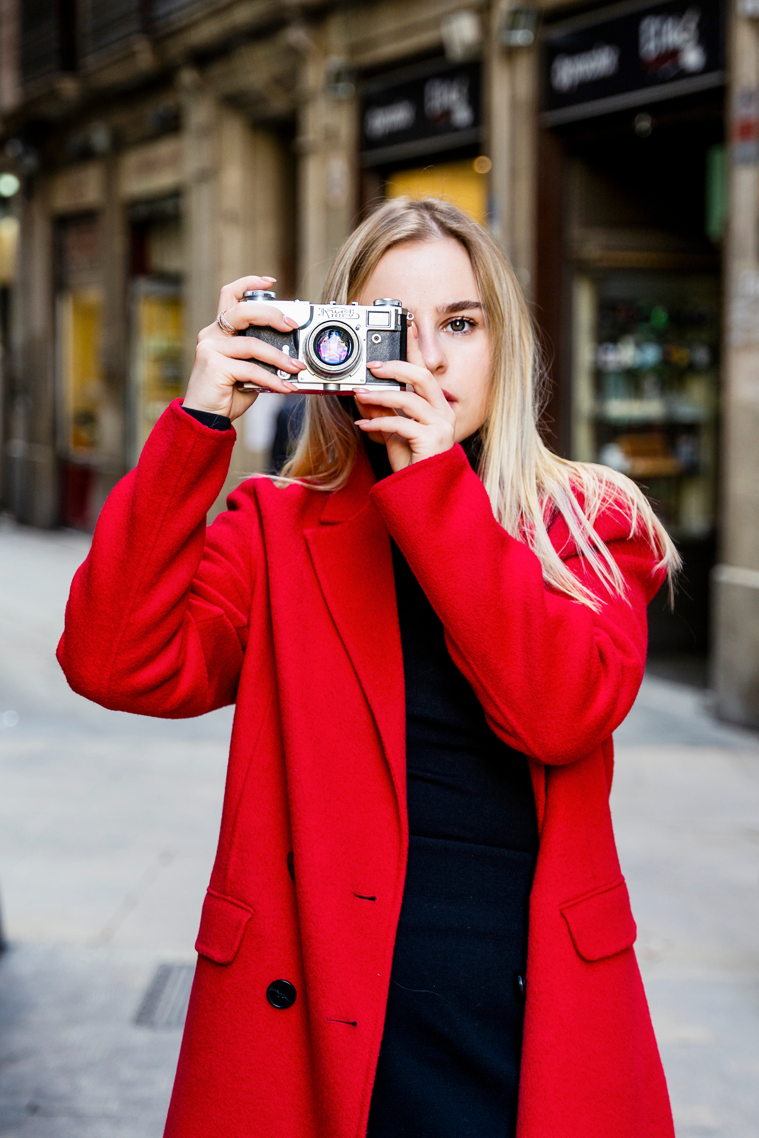 Girl with tattoos. Photographer @ Studio | Barcelona — Svyatoslav Usmyal