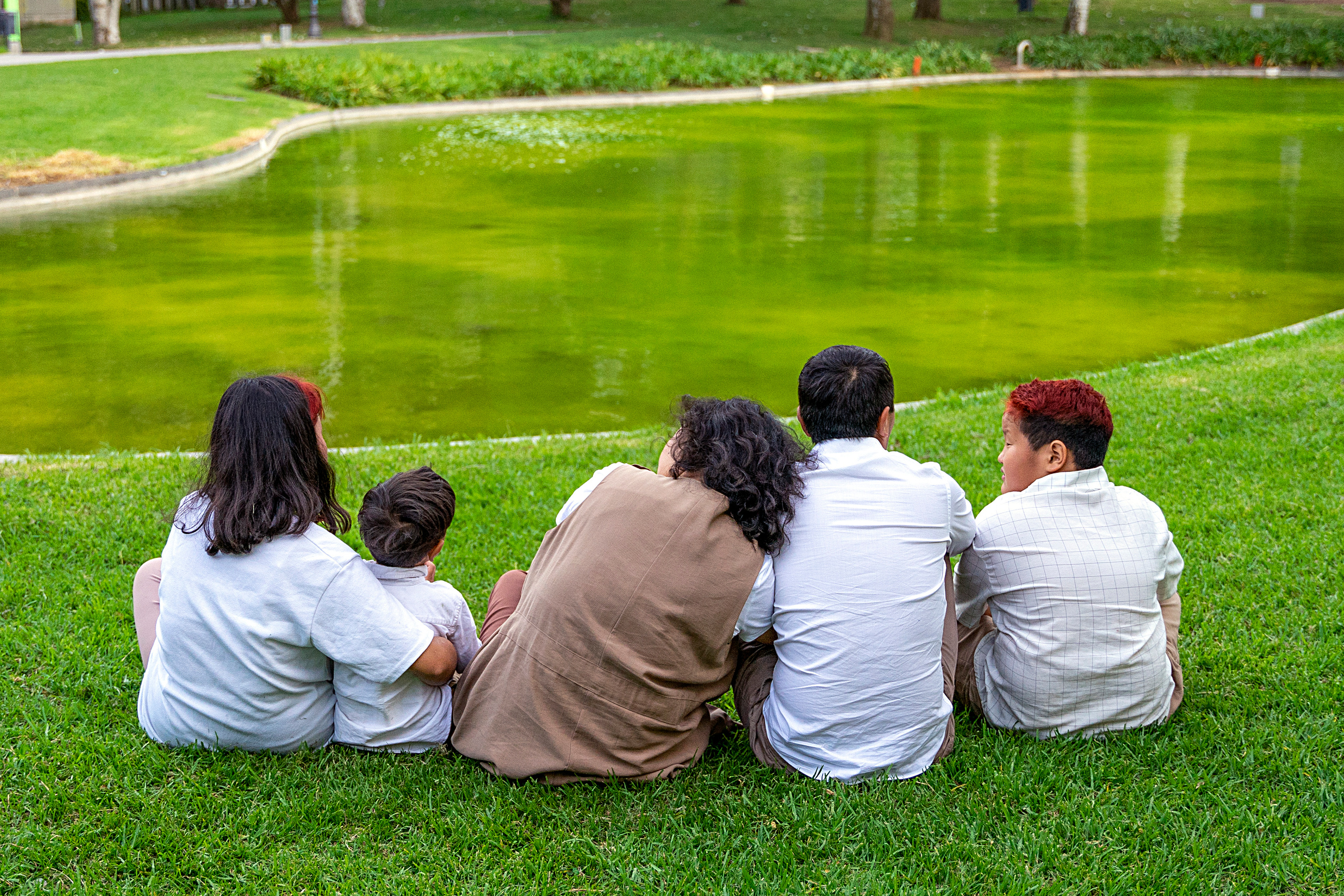 A large and friendly family. Photographer @ Studio | Barcelona — Svyatoslav Usmyal