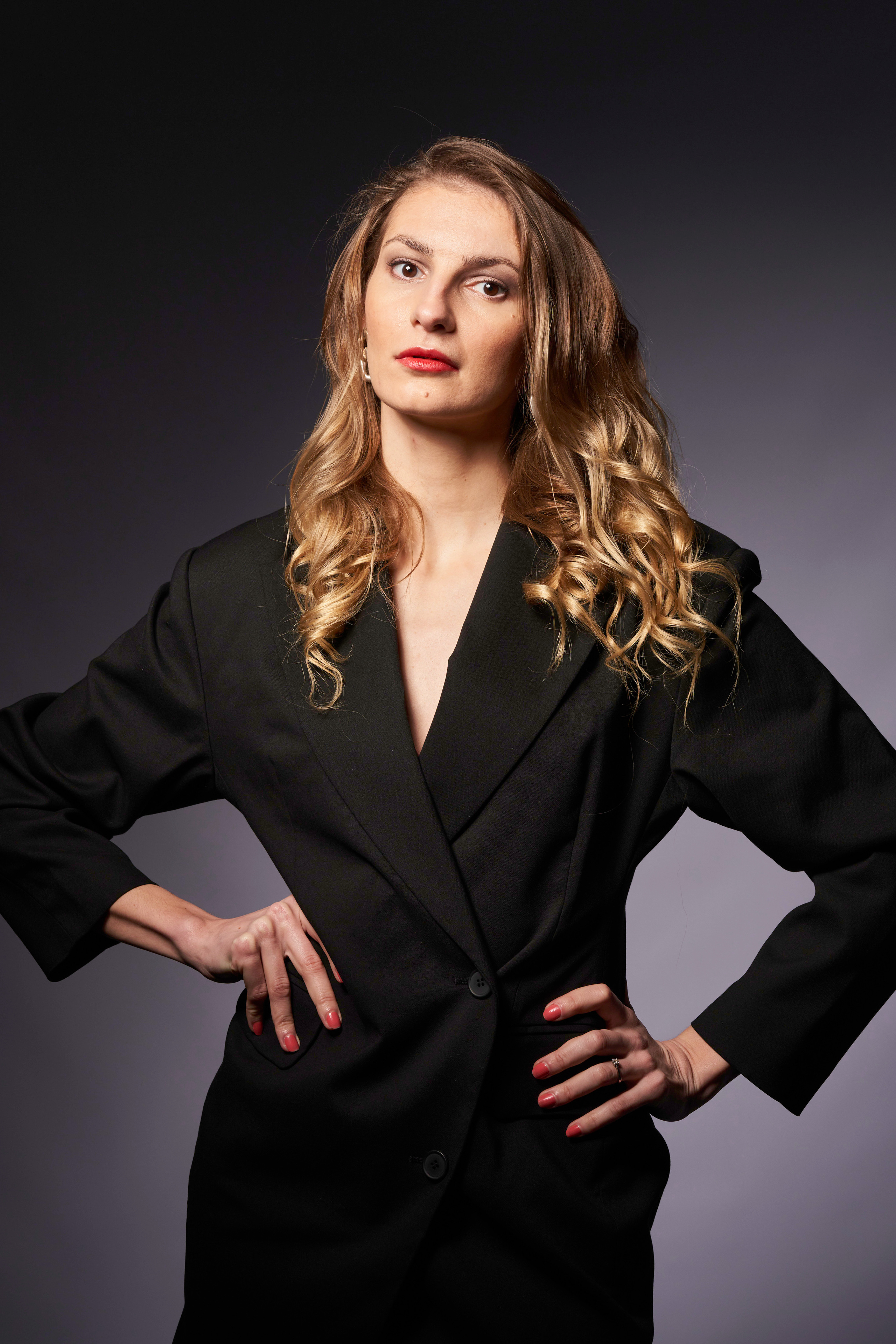 Women’s portraits. Photographer @ Studio | Barcelona — Svyatoslav Usmyal