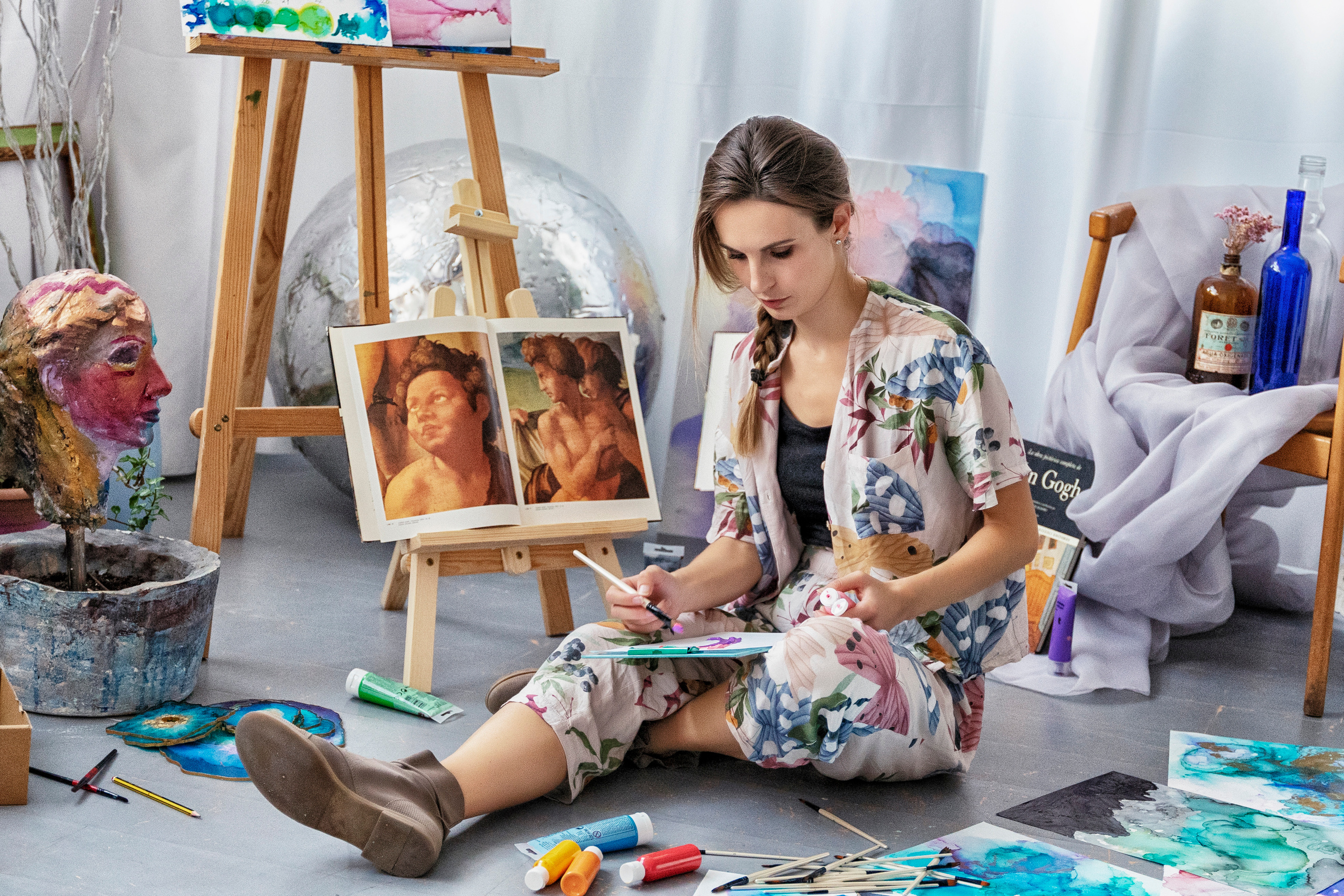 Artist Anna. Photographer @ Studio | Barcelona — Svyatoslav Usmyal