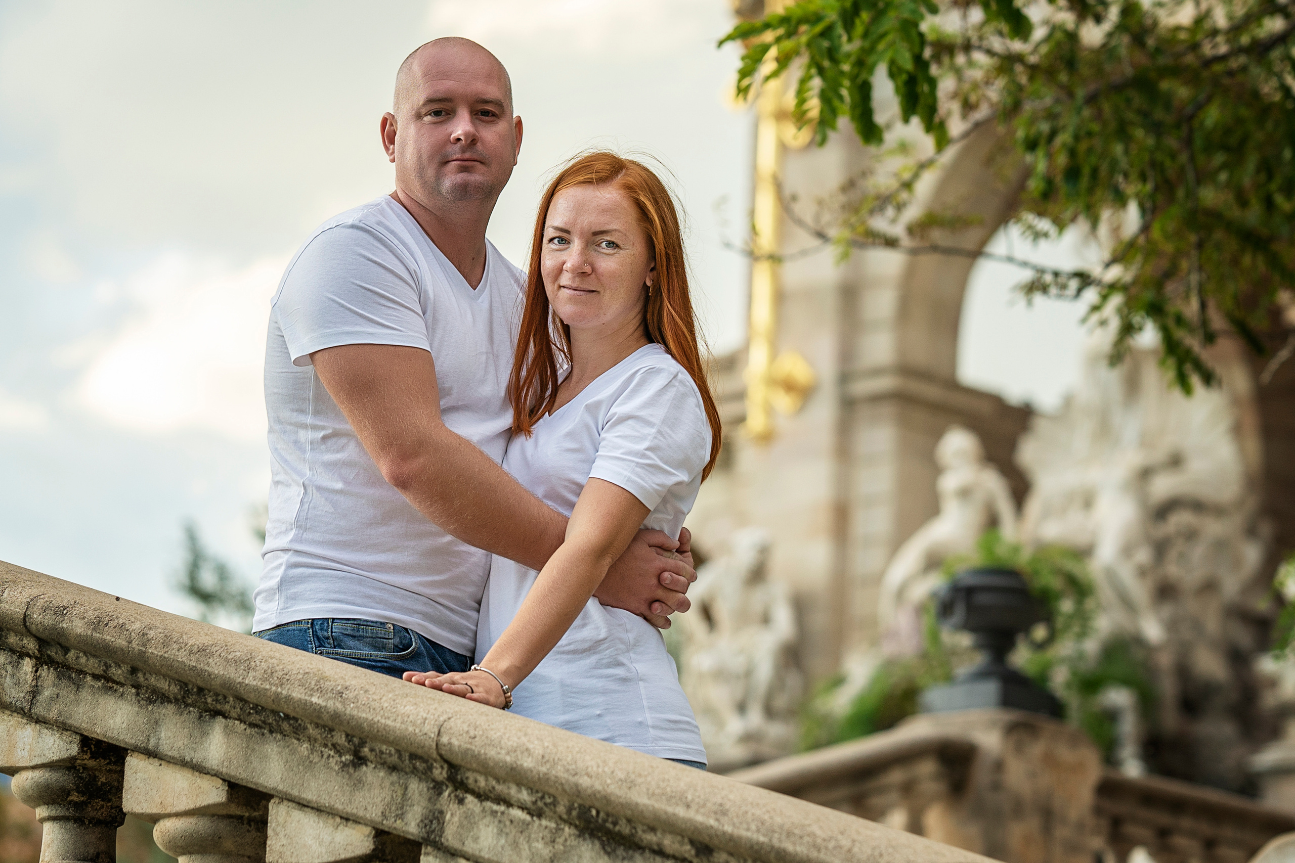 A family picnic in Ciutadella Park. Inicio