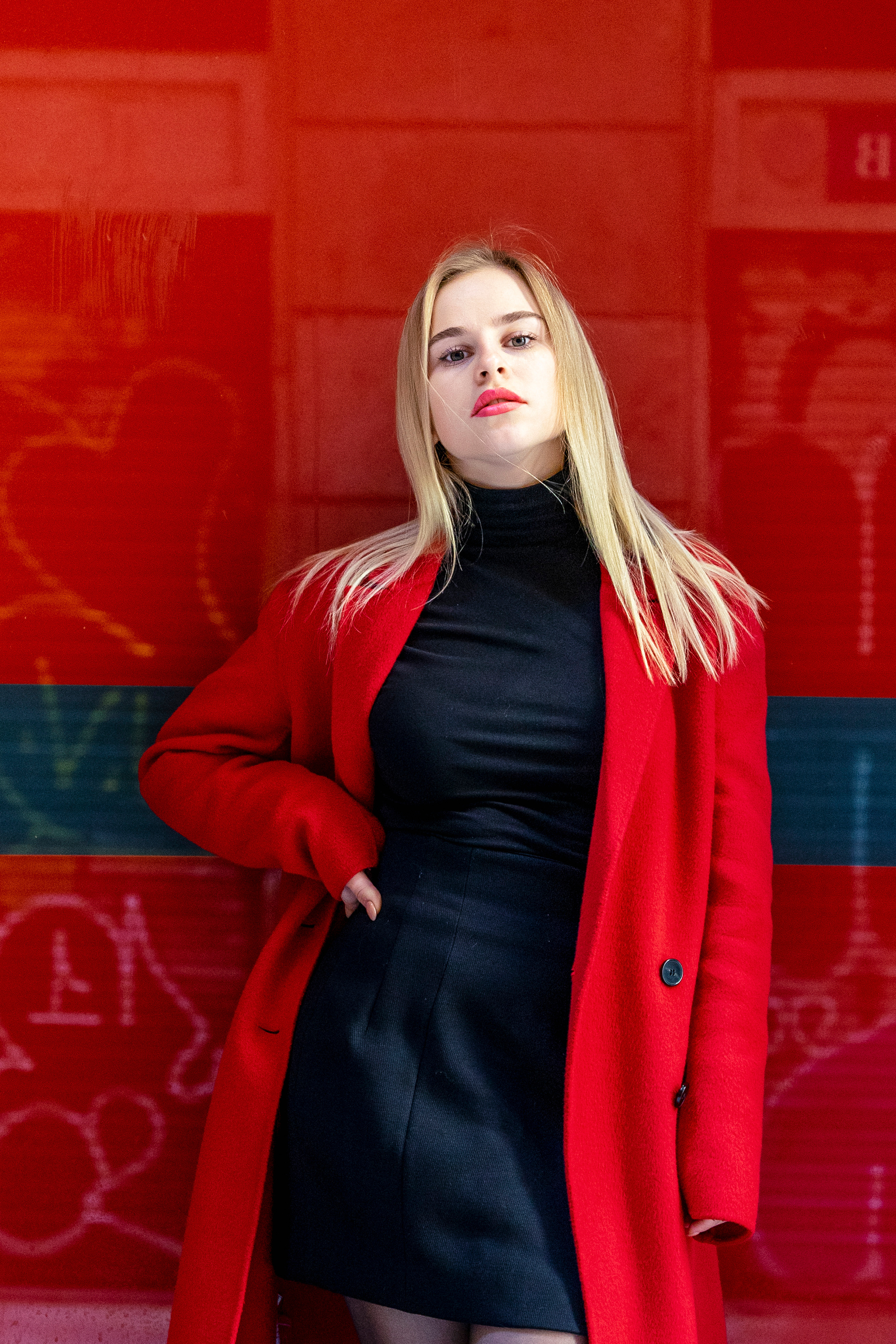 Girl with tattoos. Photographer @ Studio | Barcelona — Svyatoslav Usmyal