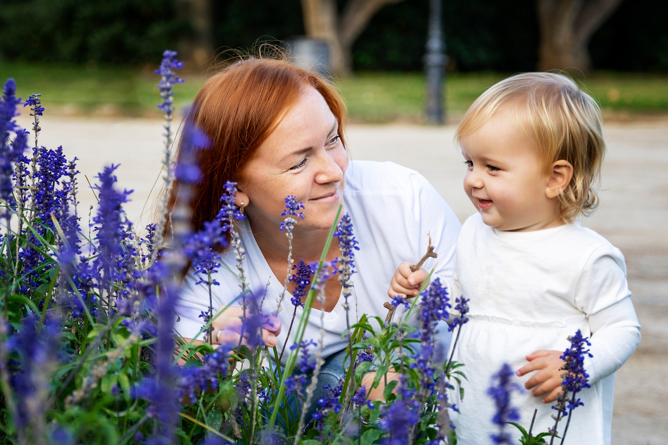A family picnic in Ciutadella Park. Inicio
