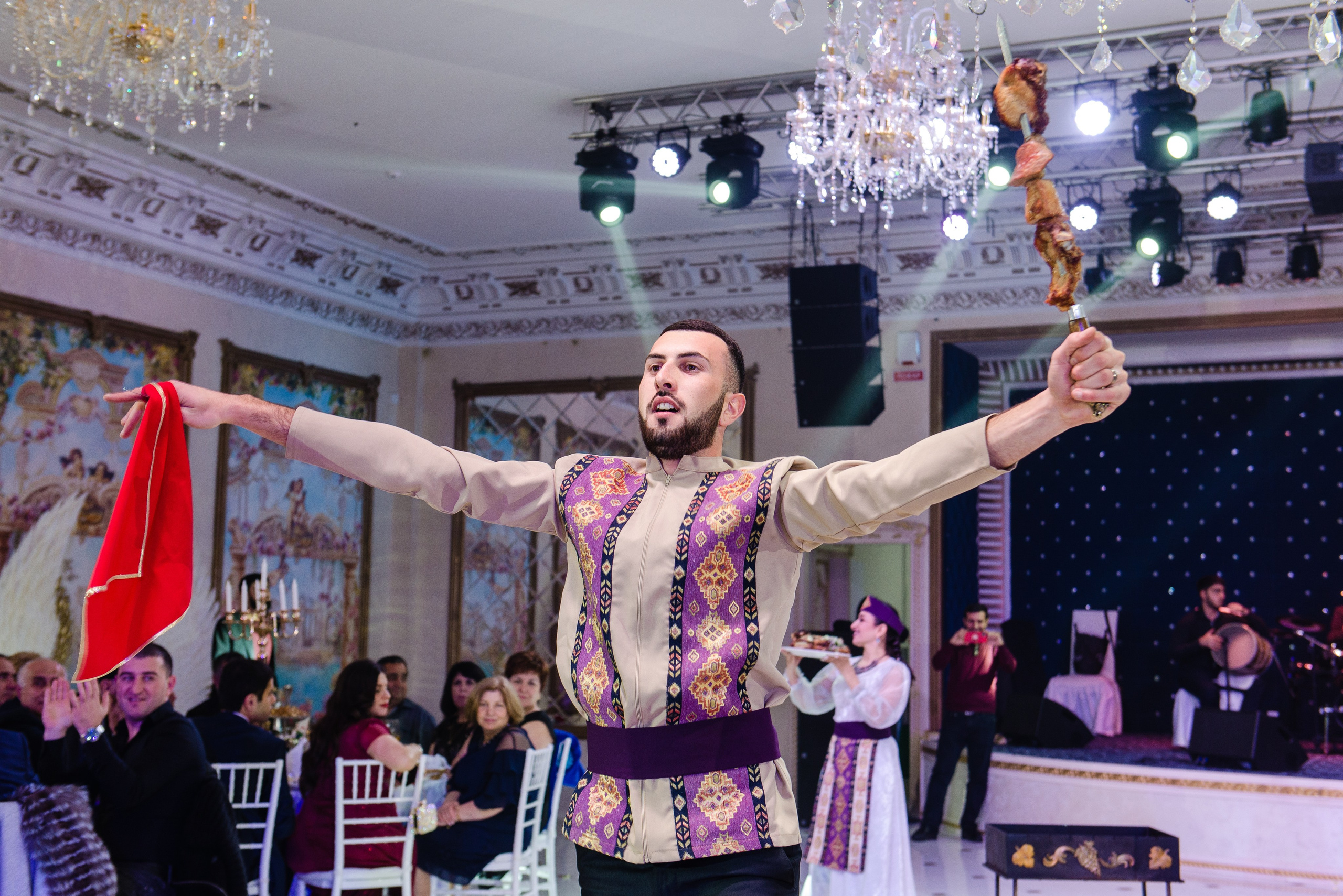 Армянские свадьбы. Свадебный фотограф Ереван Армения. Свадебные фотографы в Грузии, Армении. Макс Коваленко и Лара Татосян. Свадебный видеограф