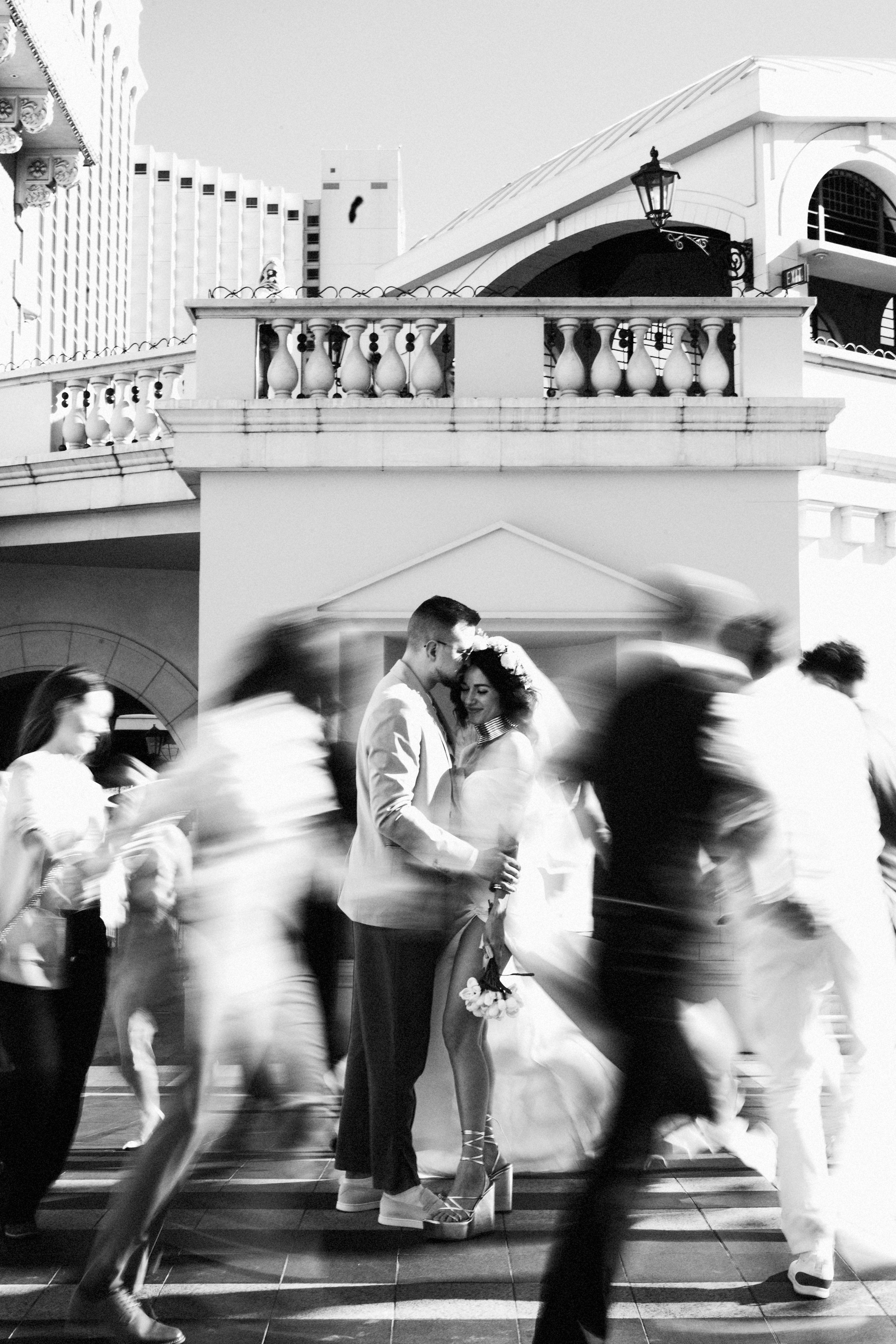 M&S. Wedding & elopement photographer Viktoriya Kravtsov. Las Vegas