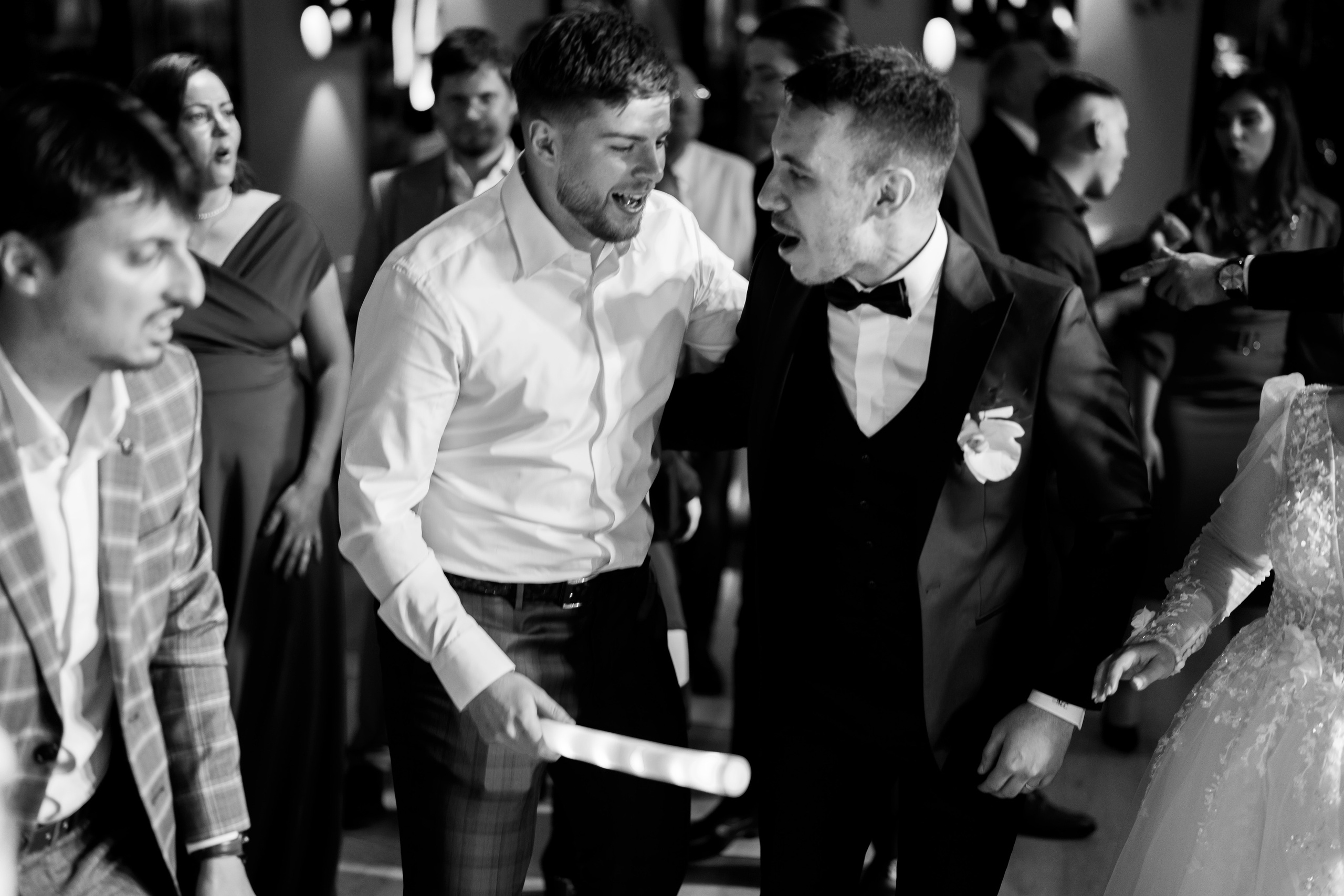 PARTY. Gabriel Florea — Fotograf nuntă București