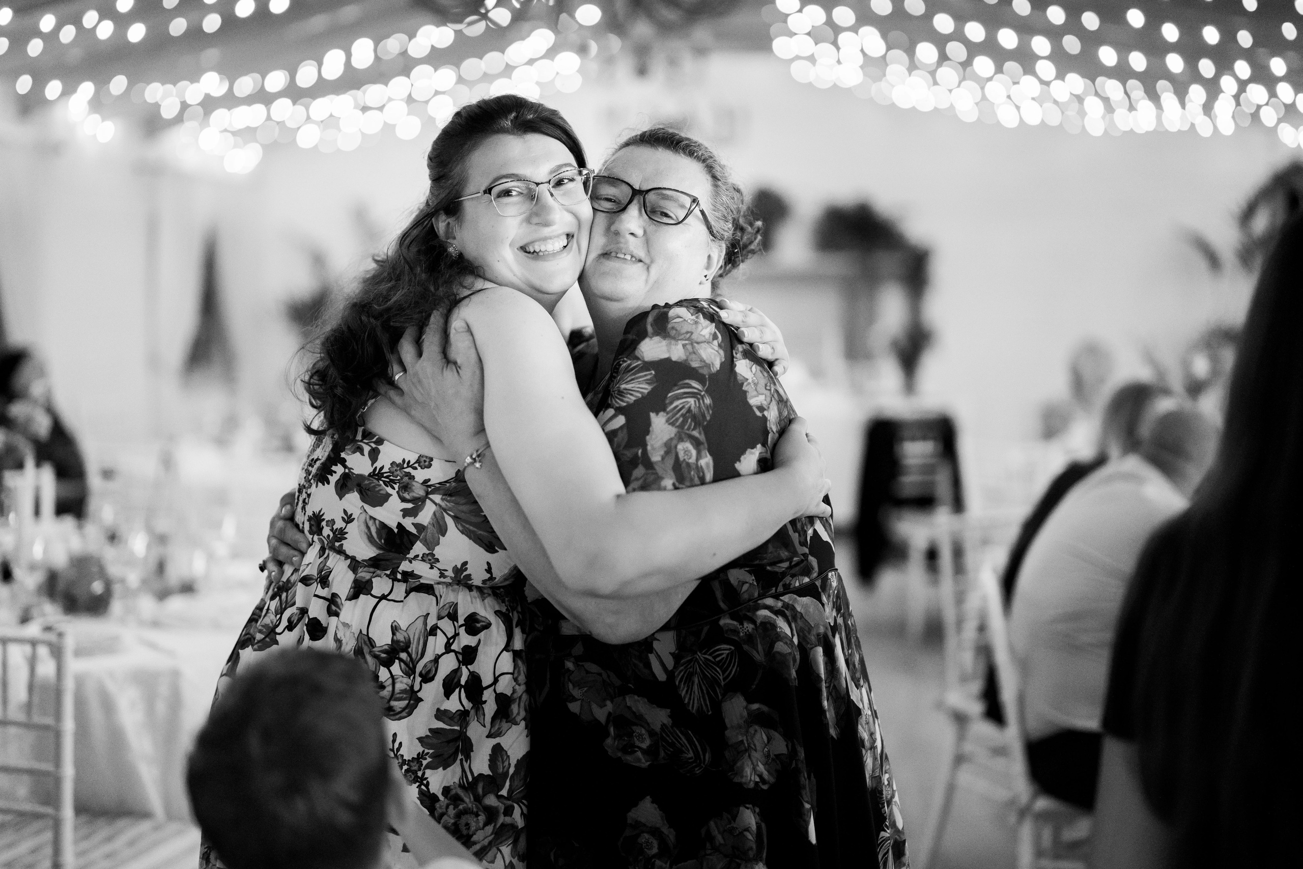 PARTY. Gabriel Florea — Fotograf nuntă București