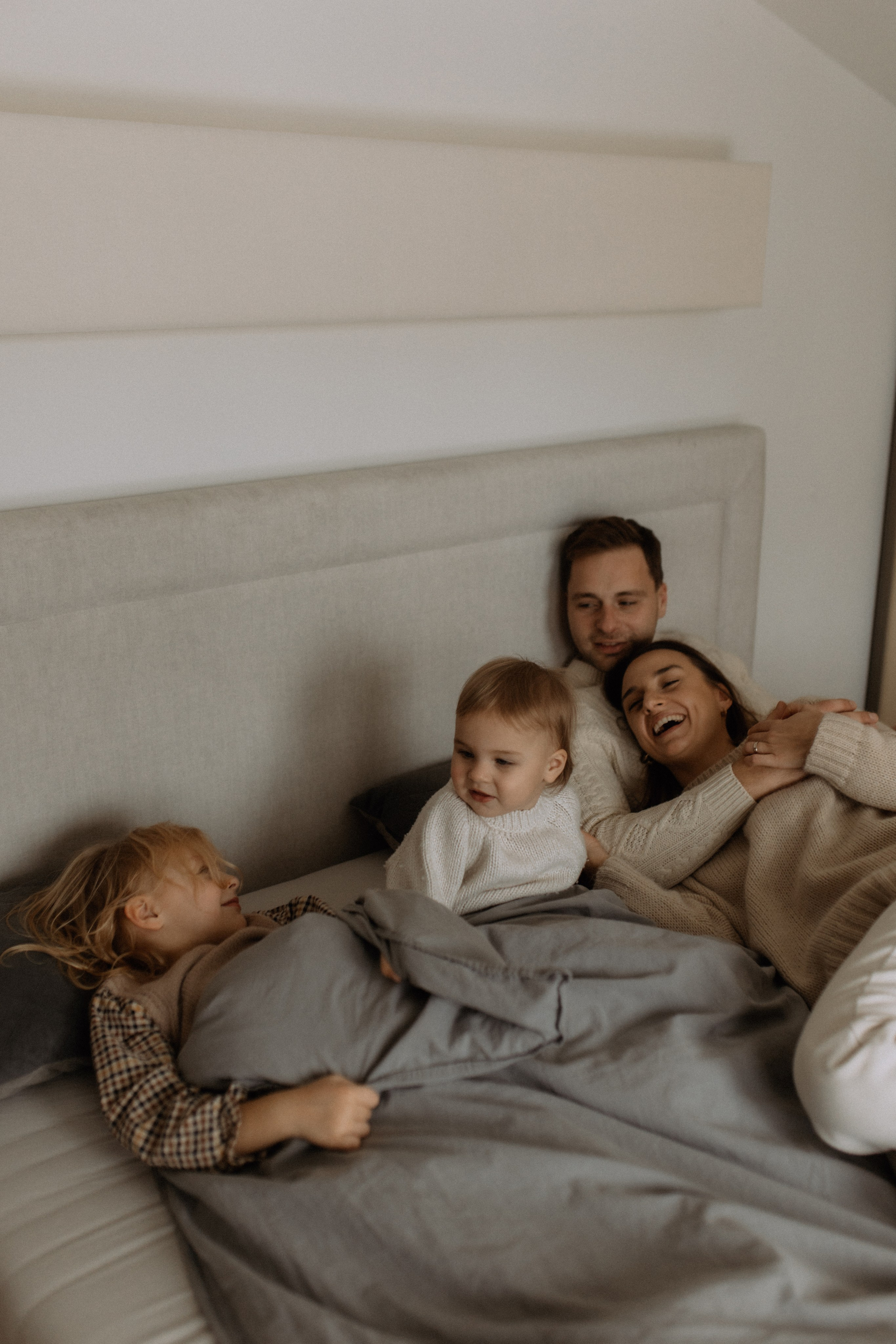 Šventinė šeimos fotosesija | NAMAI. Vestuvių ir šeimų fotografė Lena Bondarenko / belove photo