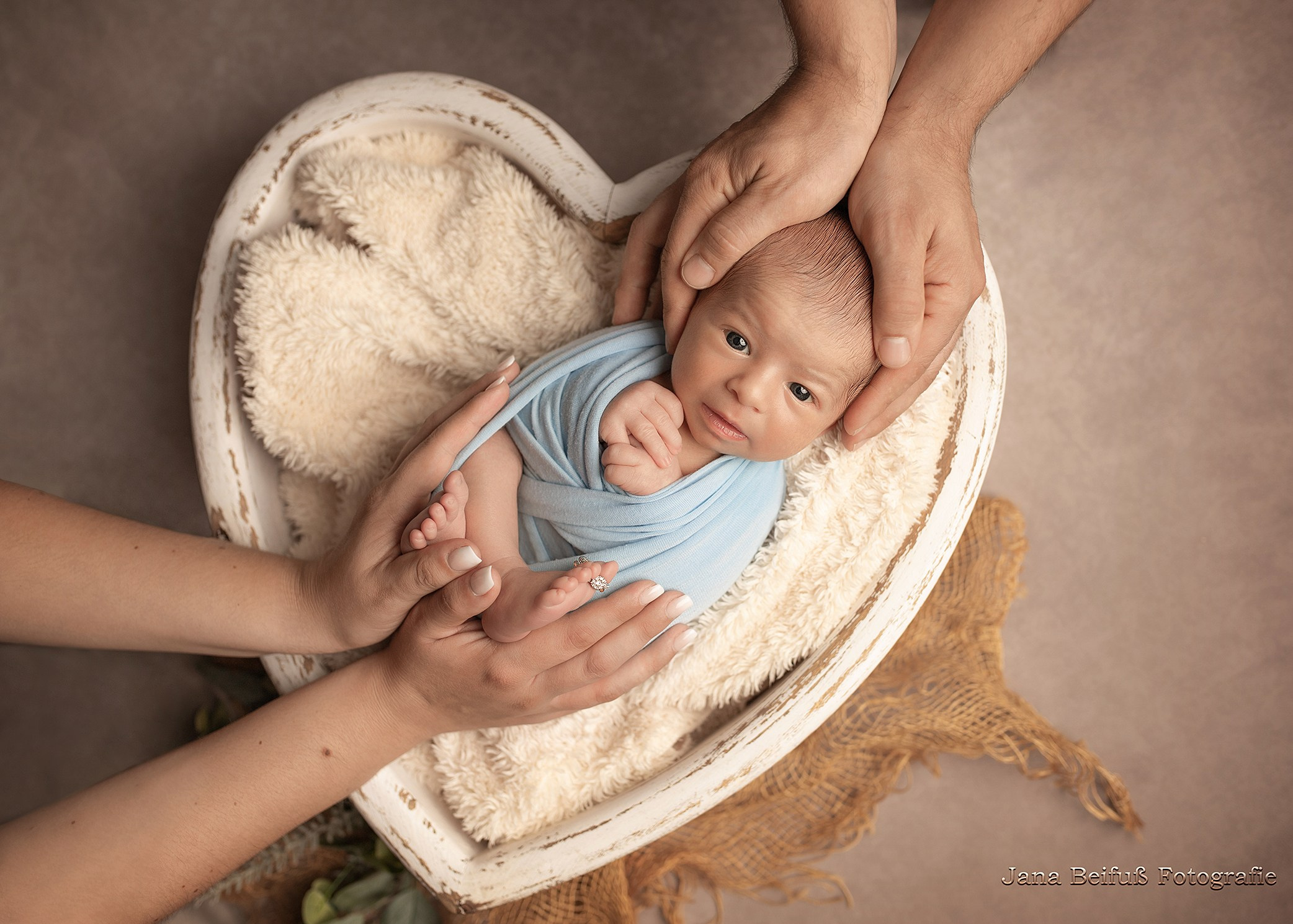 Neugeborenenshooting Weißenhorn, Neugeborenenshooting Ulm, Babyfotograf Ulm, Babyfotograf Senden, Babyfotograf Neu-Ulm, Jana Beifuß Fotografie, Familienfotos, Liebe, Geduld, Neugeborenenfotos Weißenhorn, Pfaffenhofen a. d. Roth, Gaumenspalte, Gaumenlippenspalte, Babyfotograf Vöhringen, Babyfotograf Weißenhorn, Babyfotograf Ehingen an der Donau