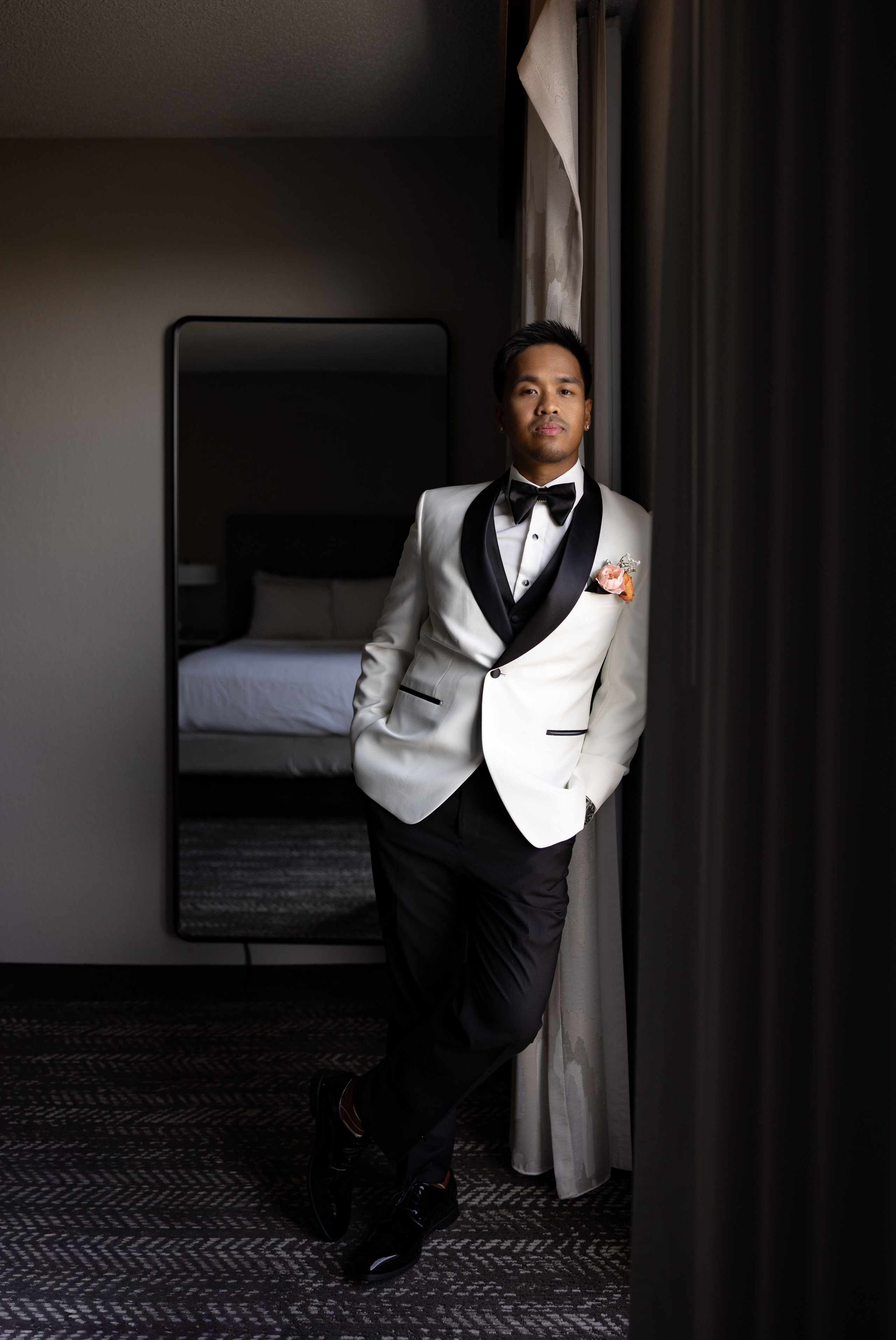 Eunice and RJ. Orlando. Photographer Anastasia Nagibina