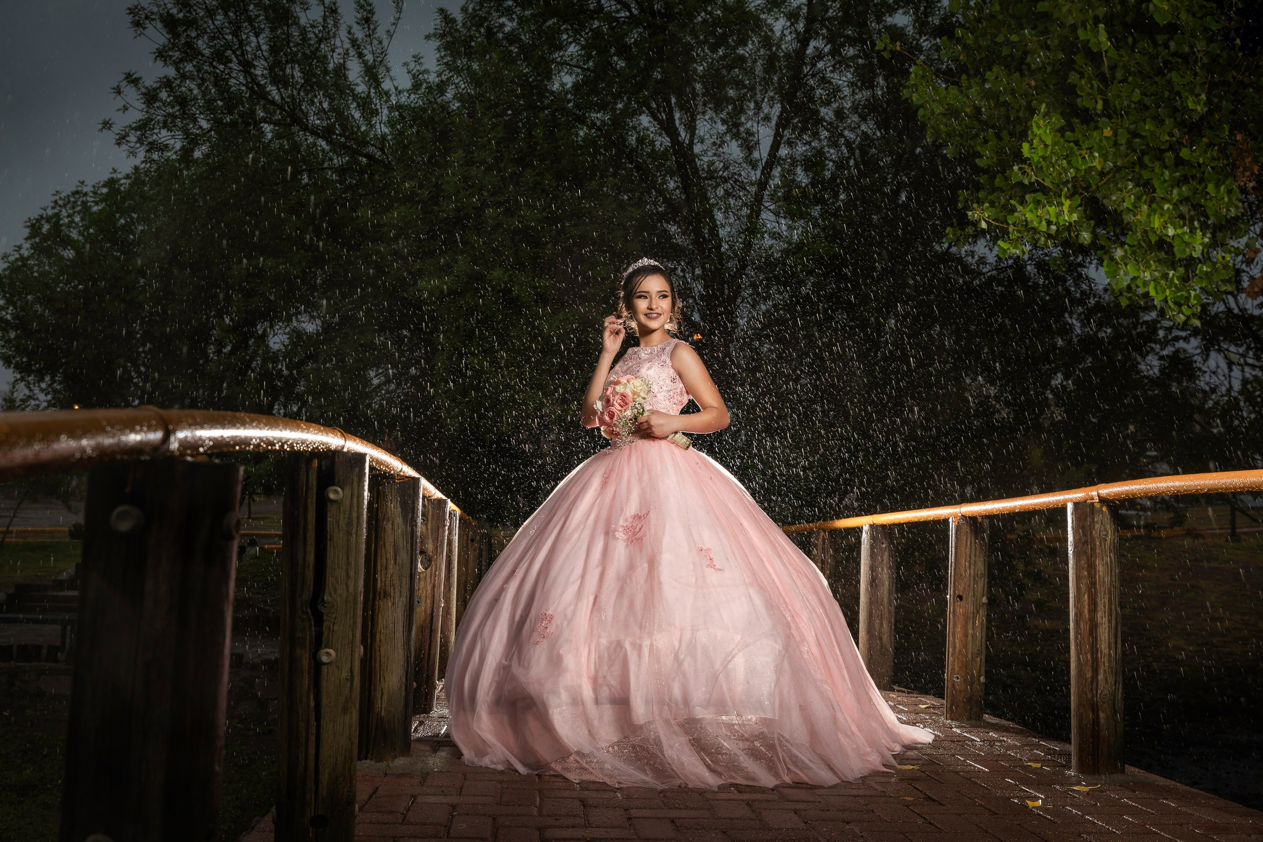 Quinceañeras. Professional Photographer in Chihuahua, Mexico — Alex Mendoza