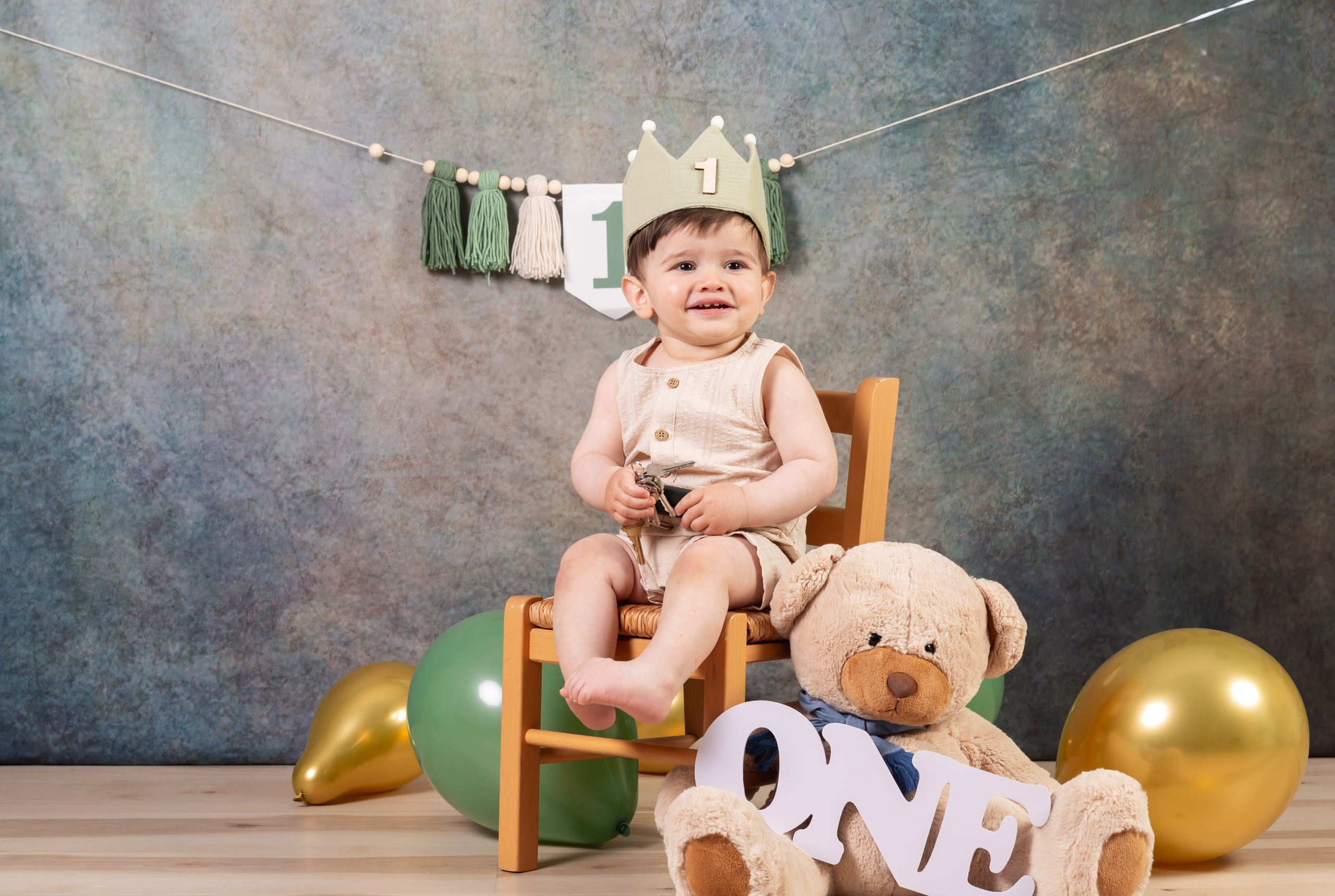 Smash Cake. Photographer is San Jose, Iryna Novosyolova