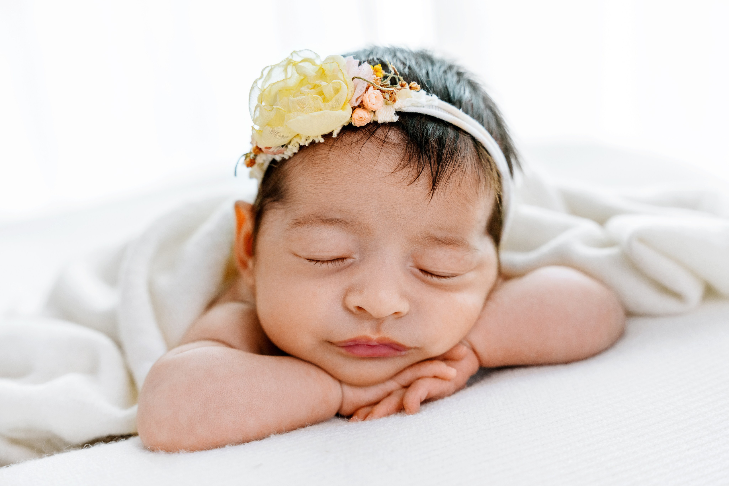 Newborn 2025. Svitlana Miahka fotografa a Genova