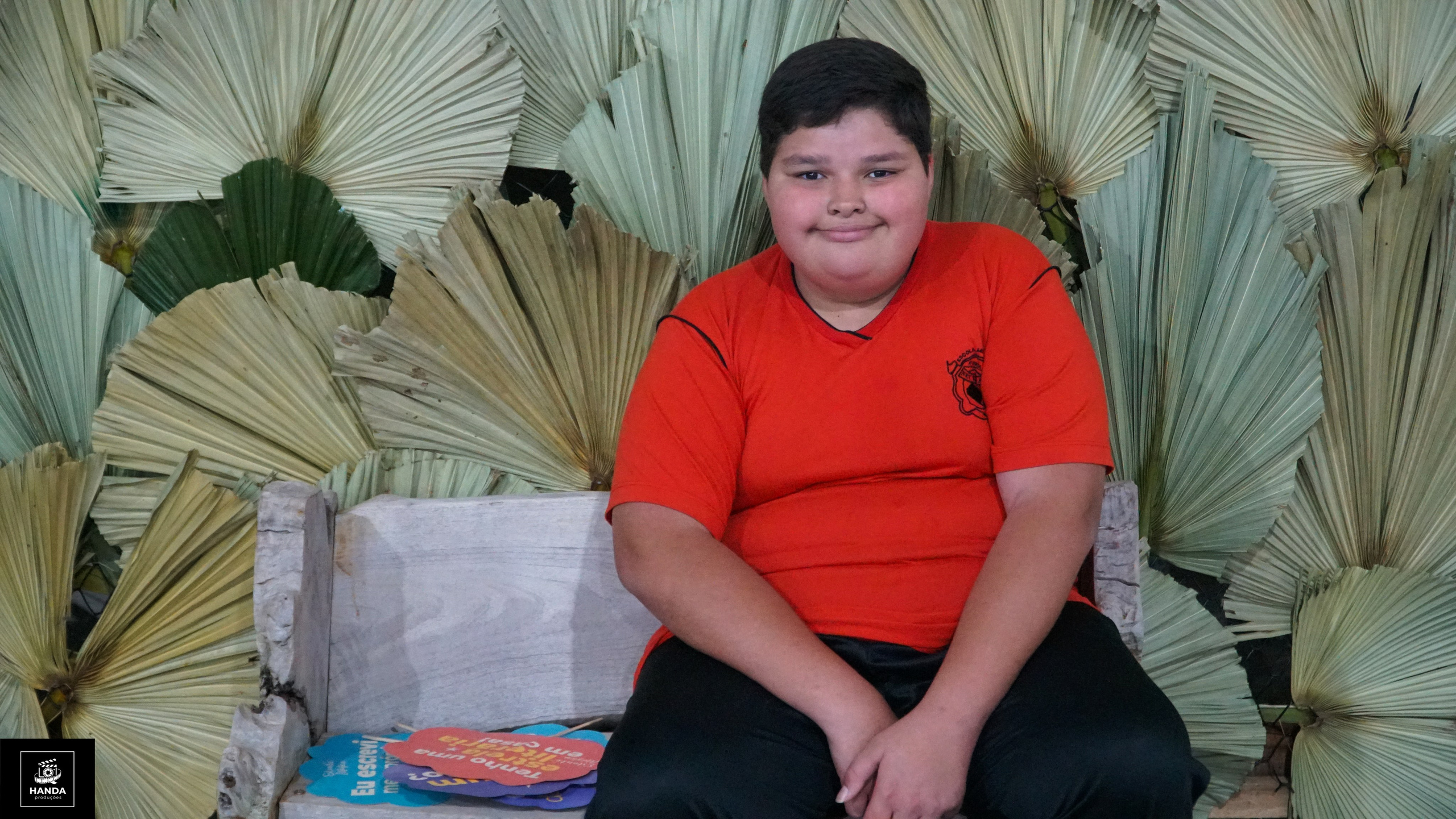 Noite autógrafos colégio Aurélio Buarque de Holanda. Handa Produções